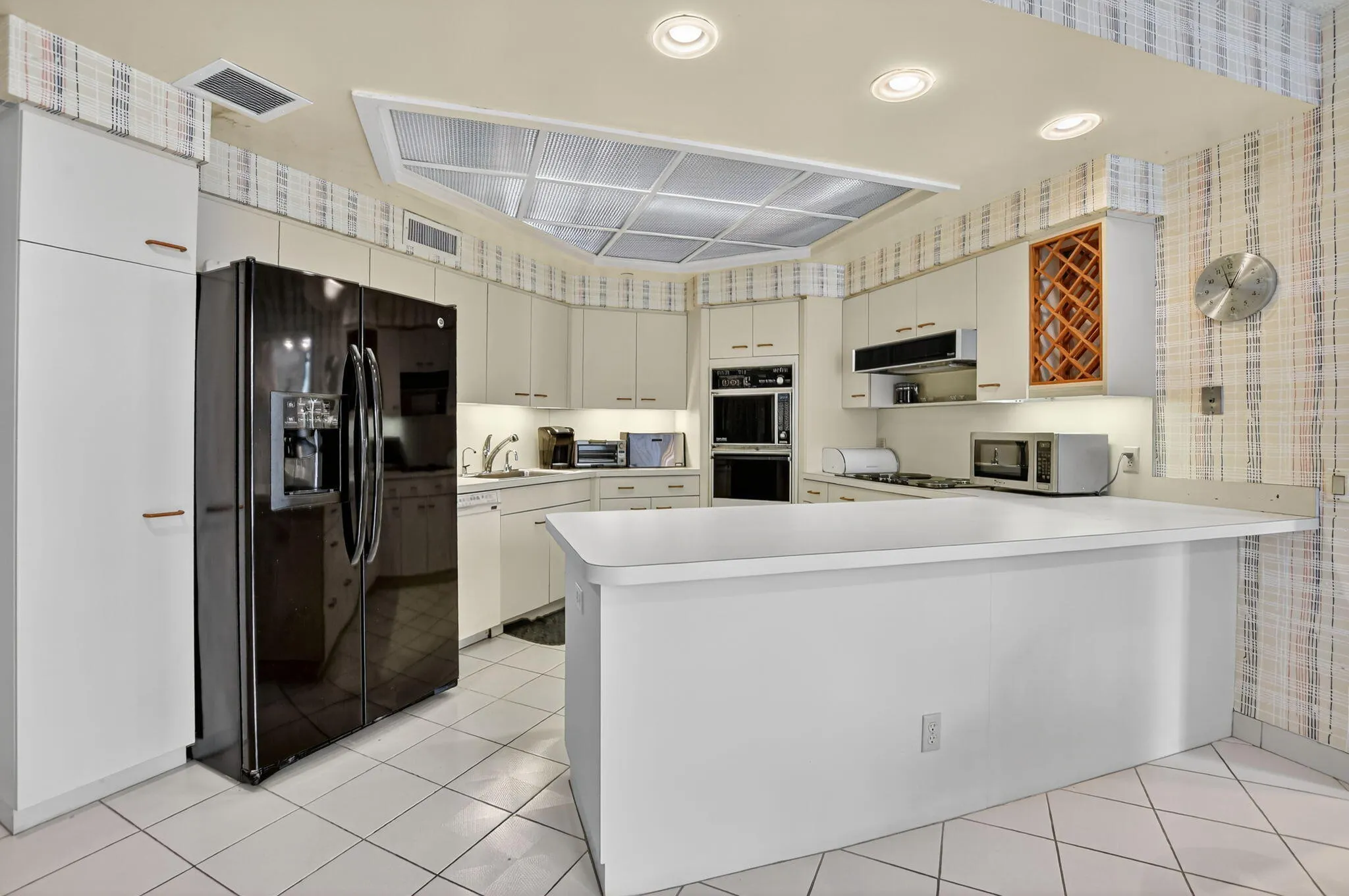 20310 Fairway Oaks Drive, #124