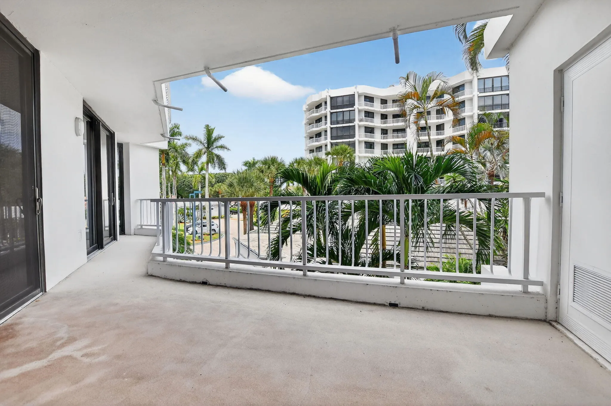 20310 Fairway Oaks Drive, #124