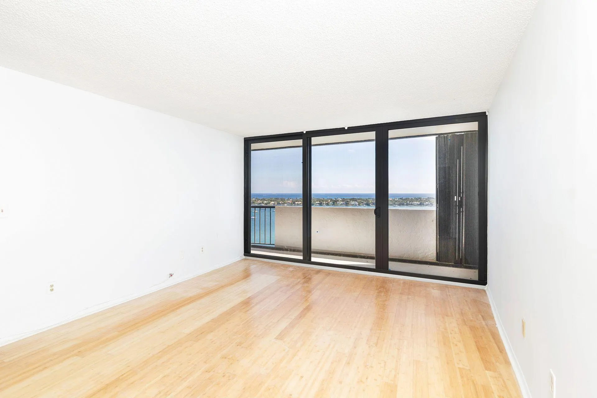 5200 N Flagler Drive, #1801