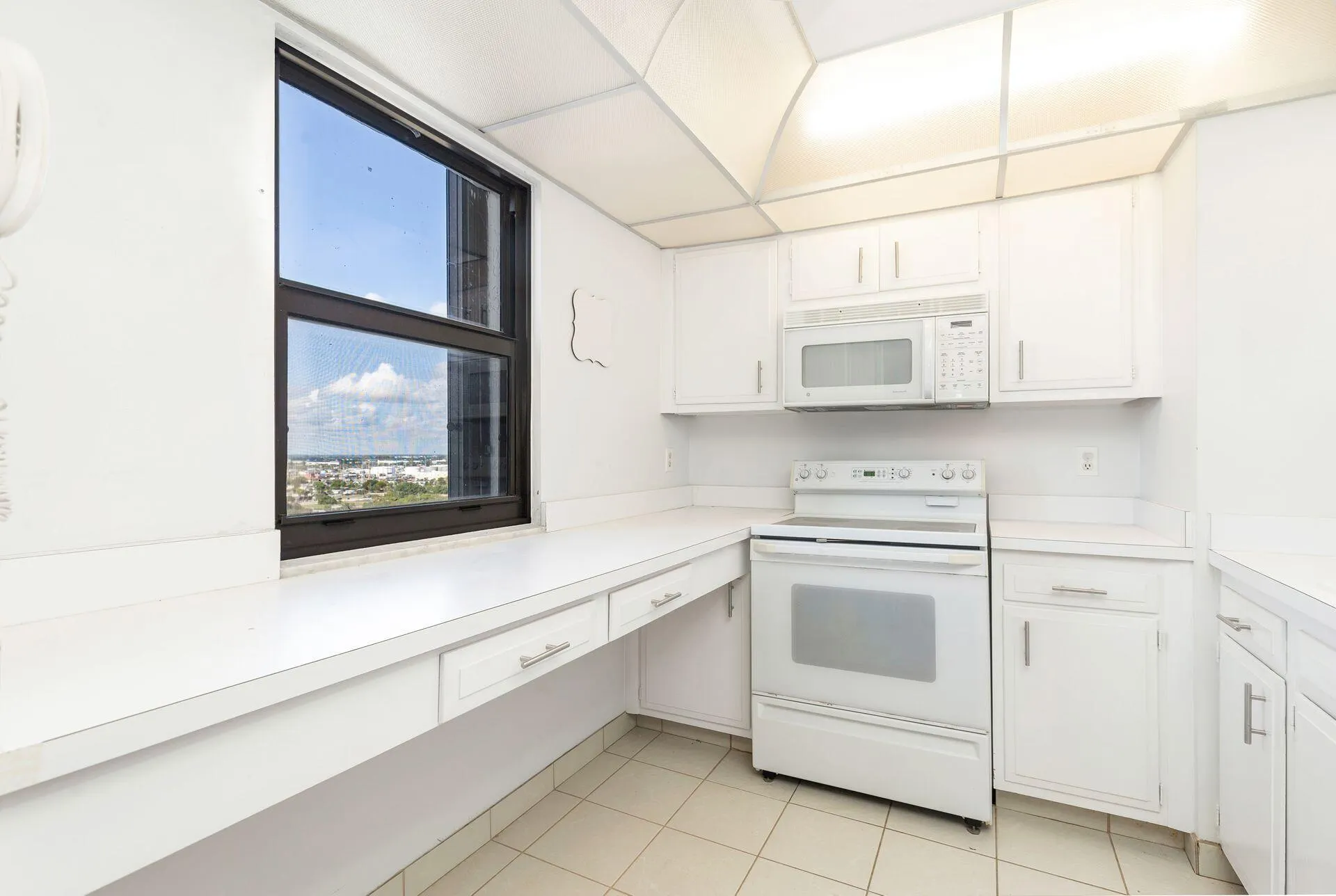 5200 N Flagler Drive, #1801