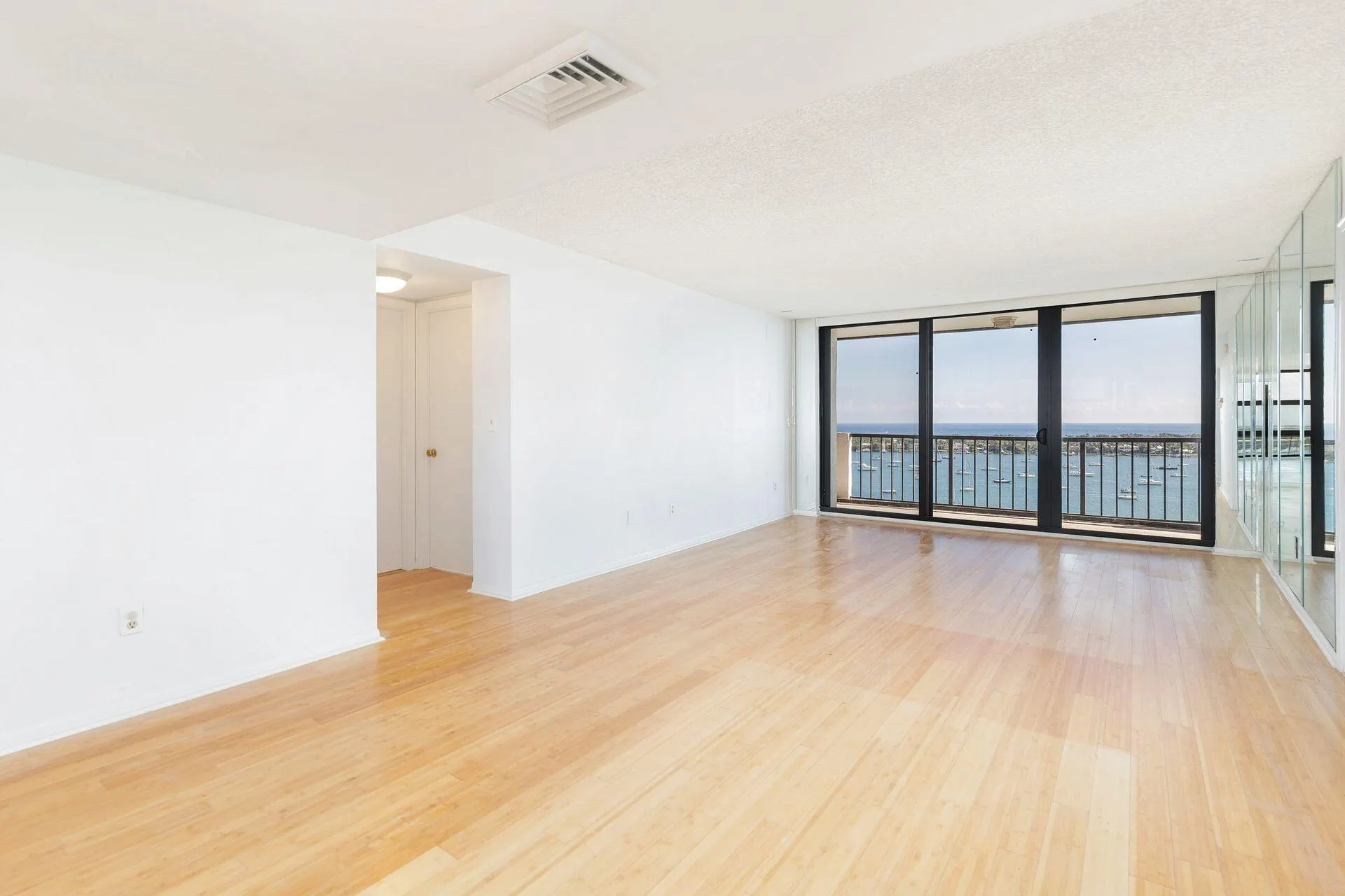 5200 N Flagler Drive, #1801