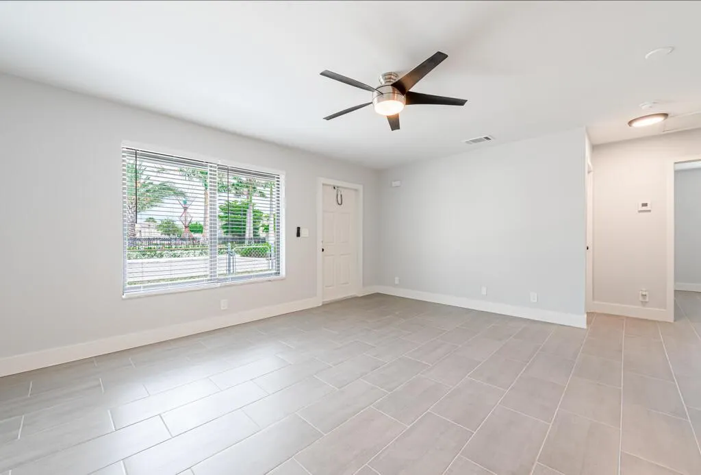 2015 Wilkins Avenue