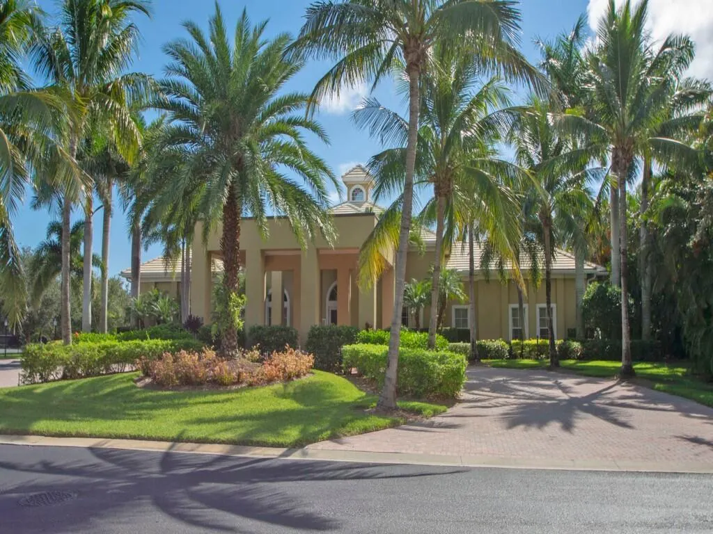 1208 Riverwind Circle