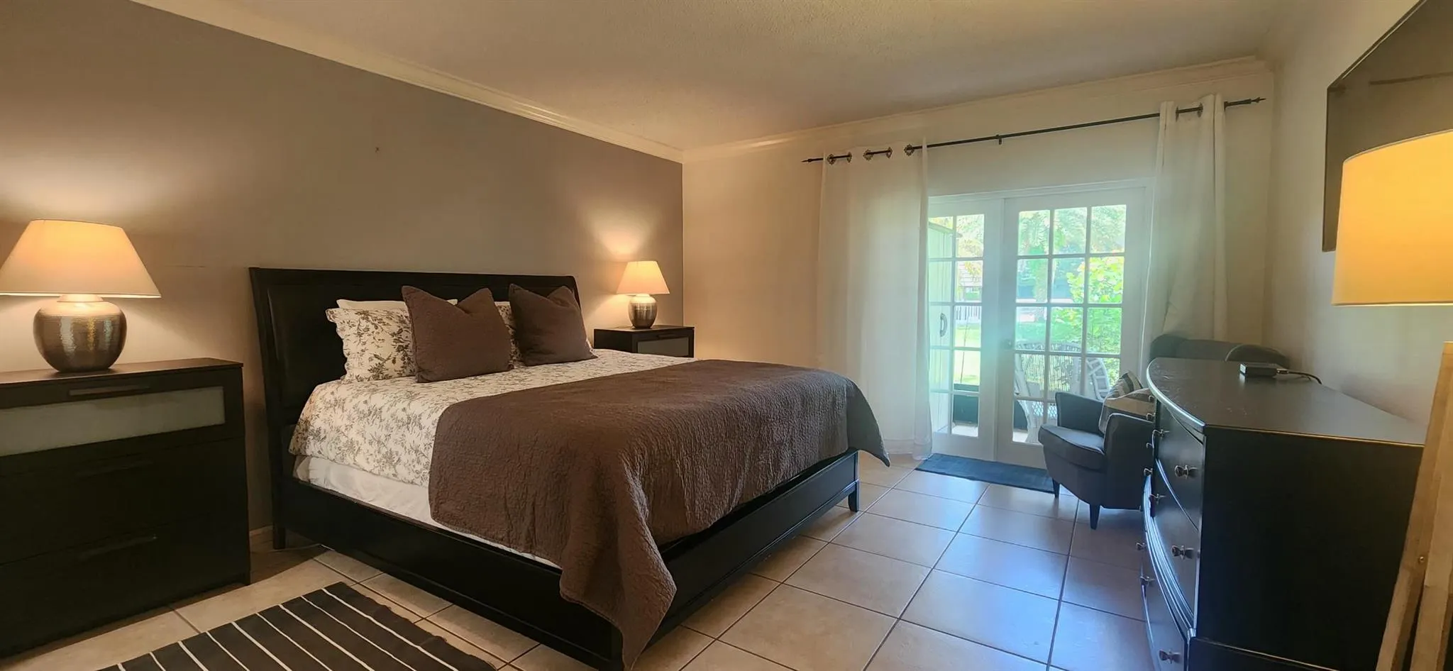 11863 Wimbledon Circle, #402