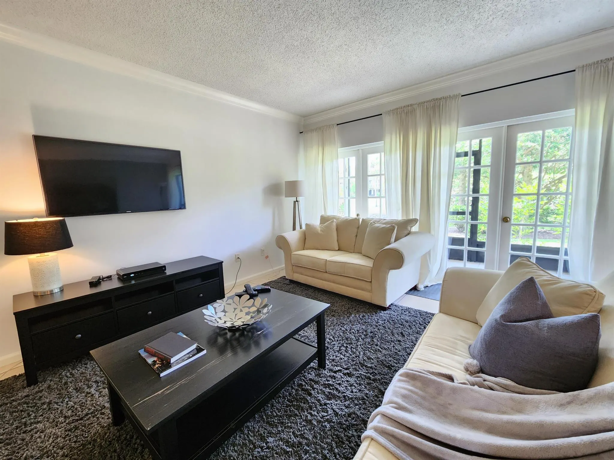 11863 Wimbledon Circle, #402