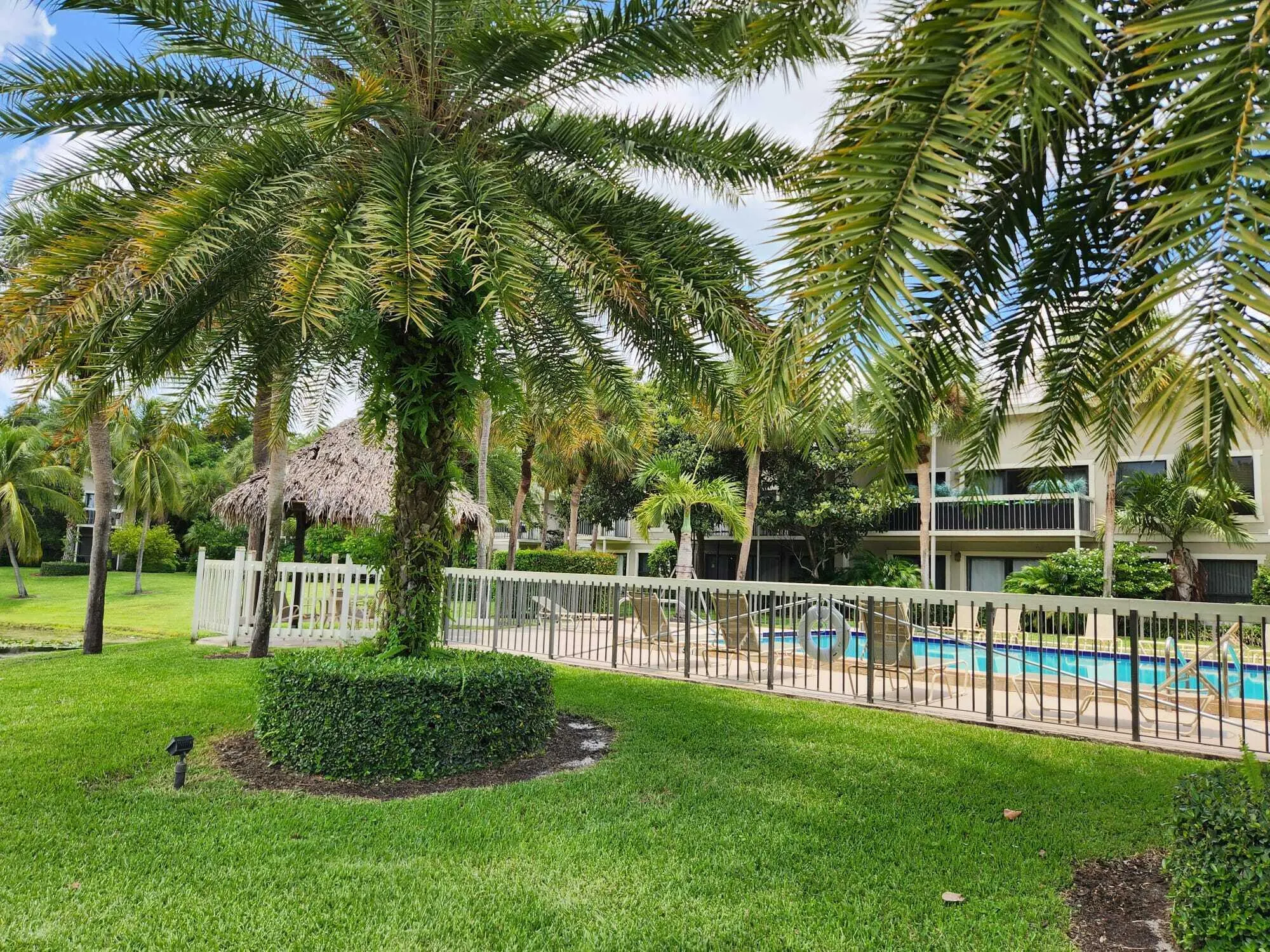 11863 Wimbledon Circle, #402