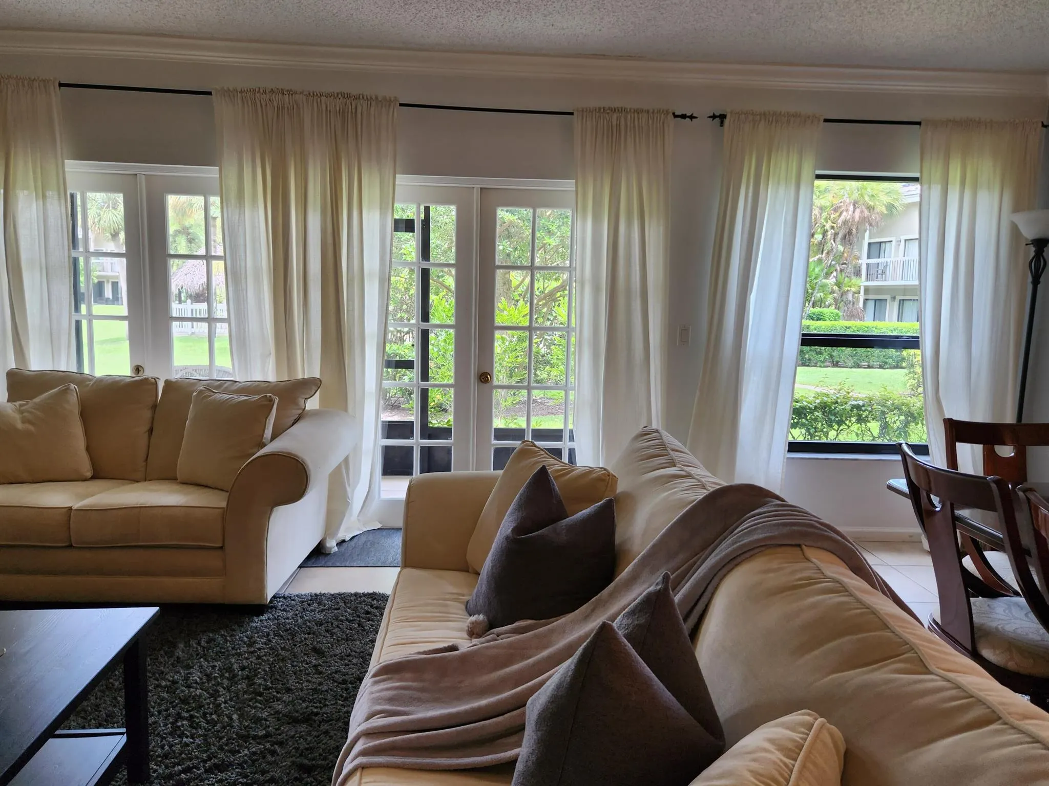 11863 Wimbledon Circle, #402