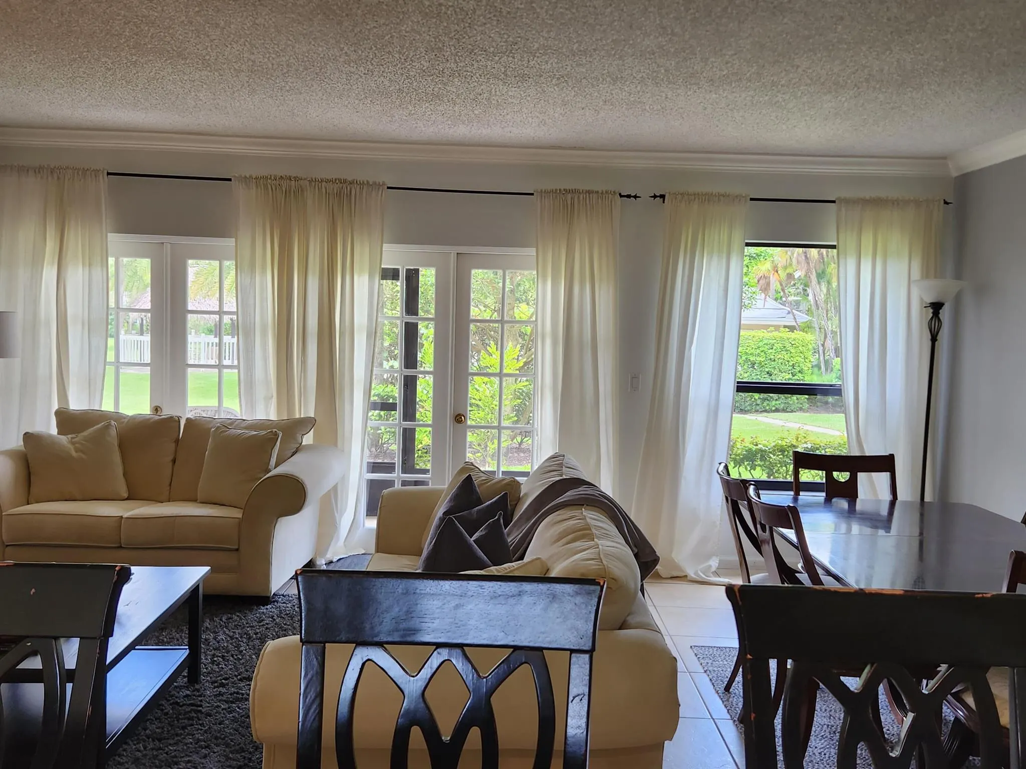 11863 Wimbledon Circle, #402