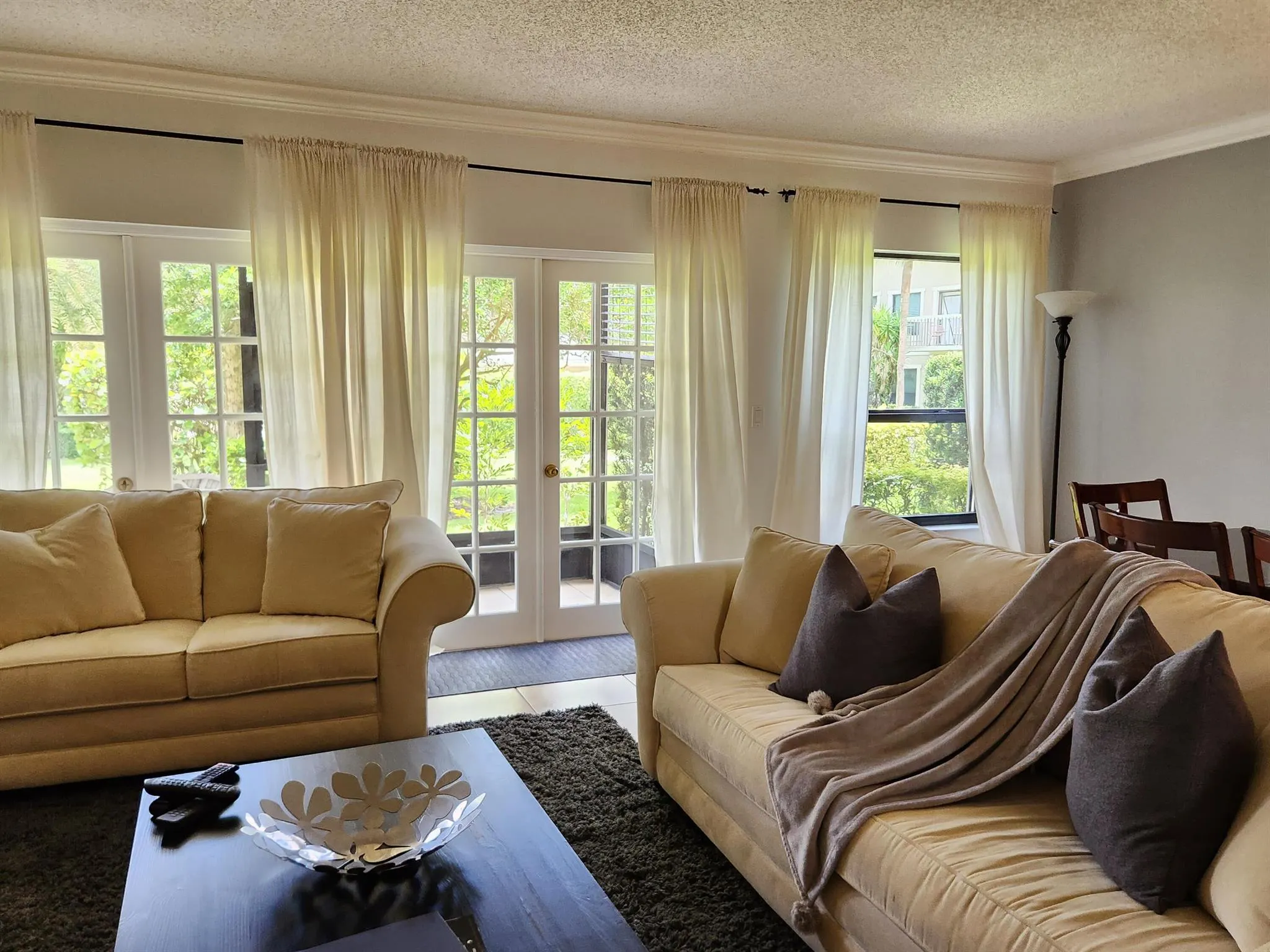 11863 Wimbledon Circle, #402