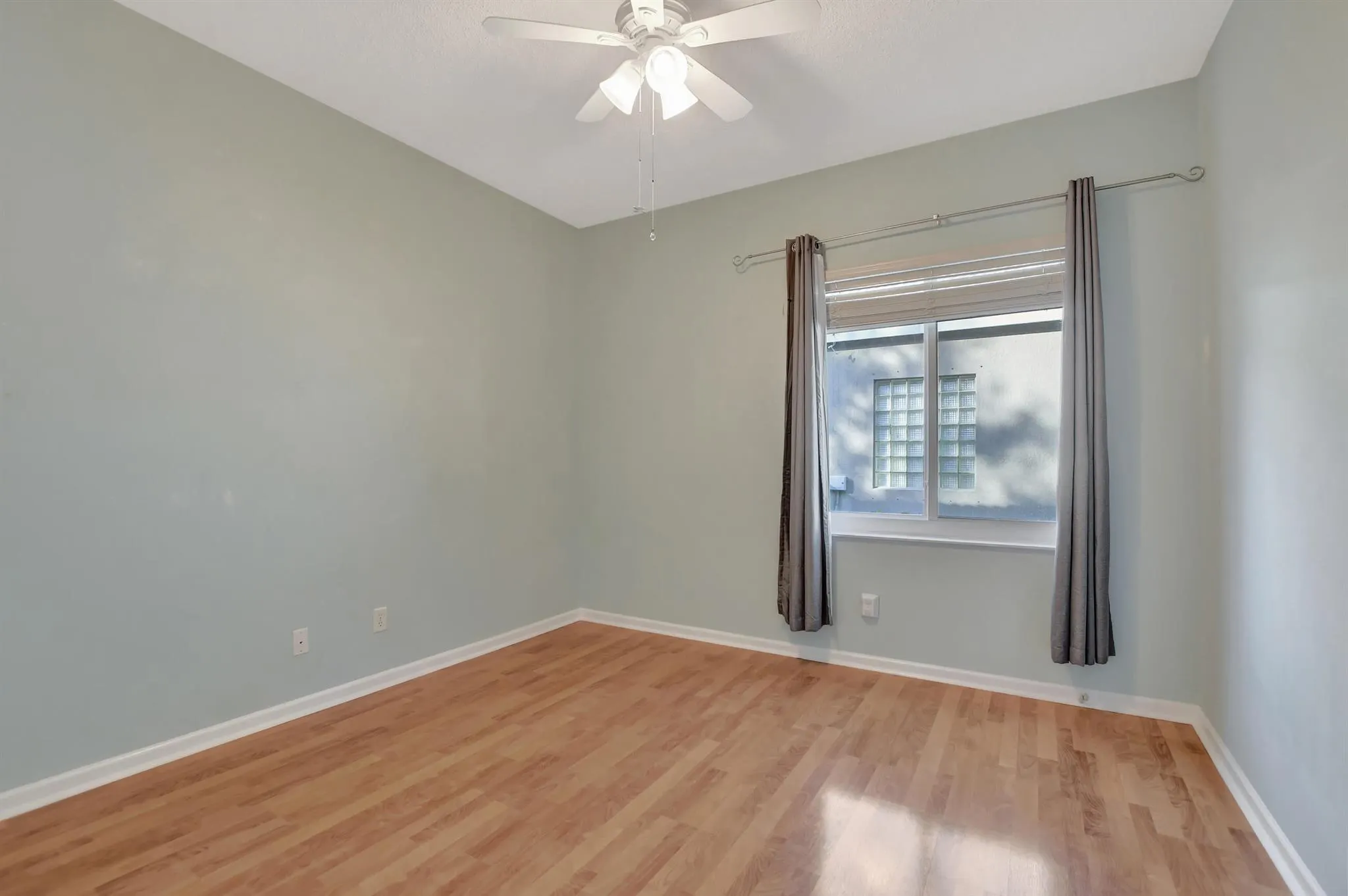 4893 NW 59th Court