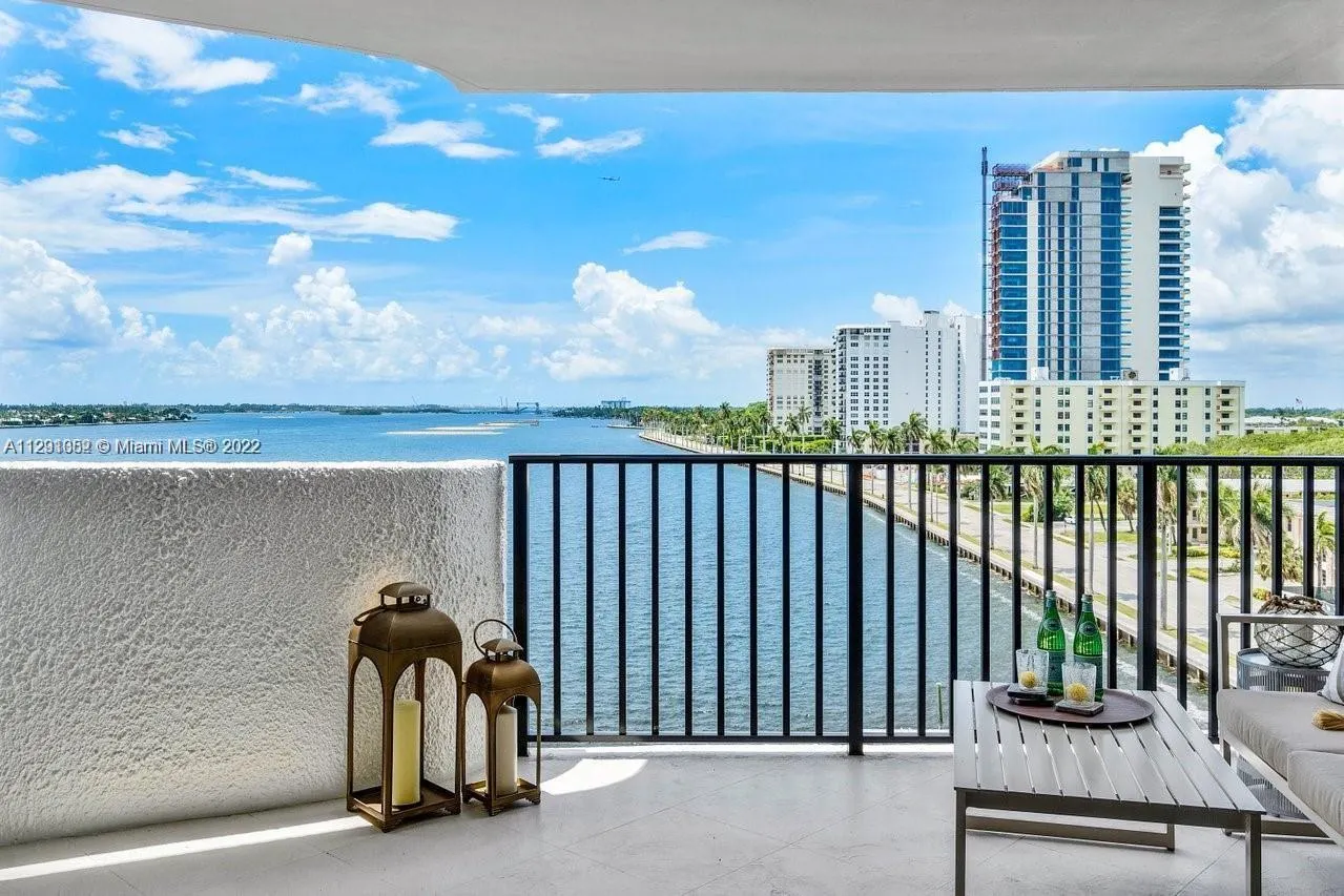 1200 S Flagler Drive, #805