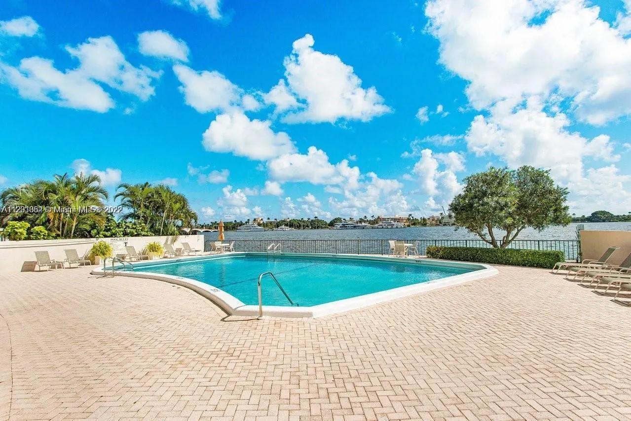1200 S Flagler Drive, #805