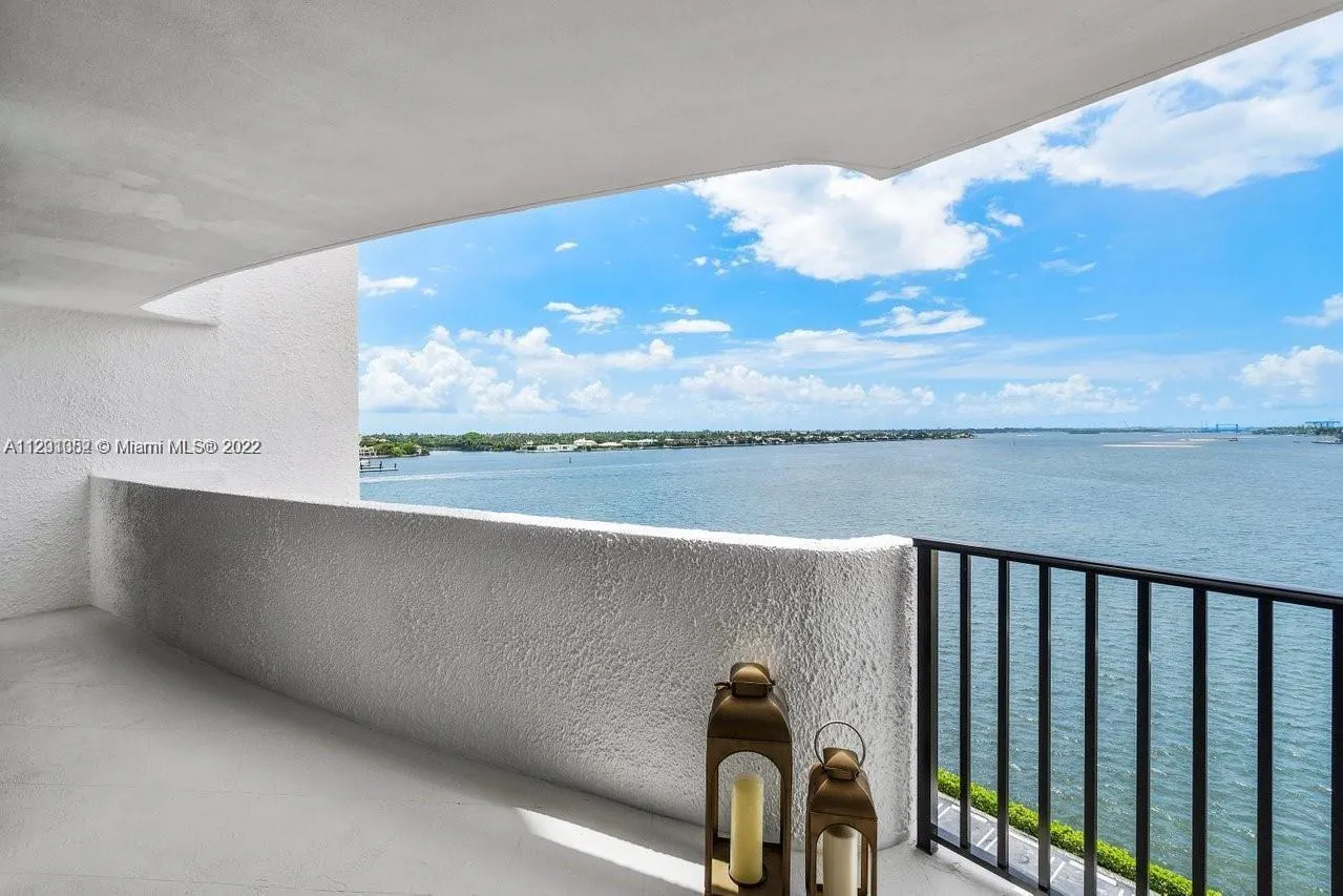 1200 S Flagler Drive, #805