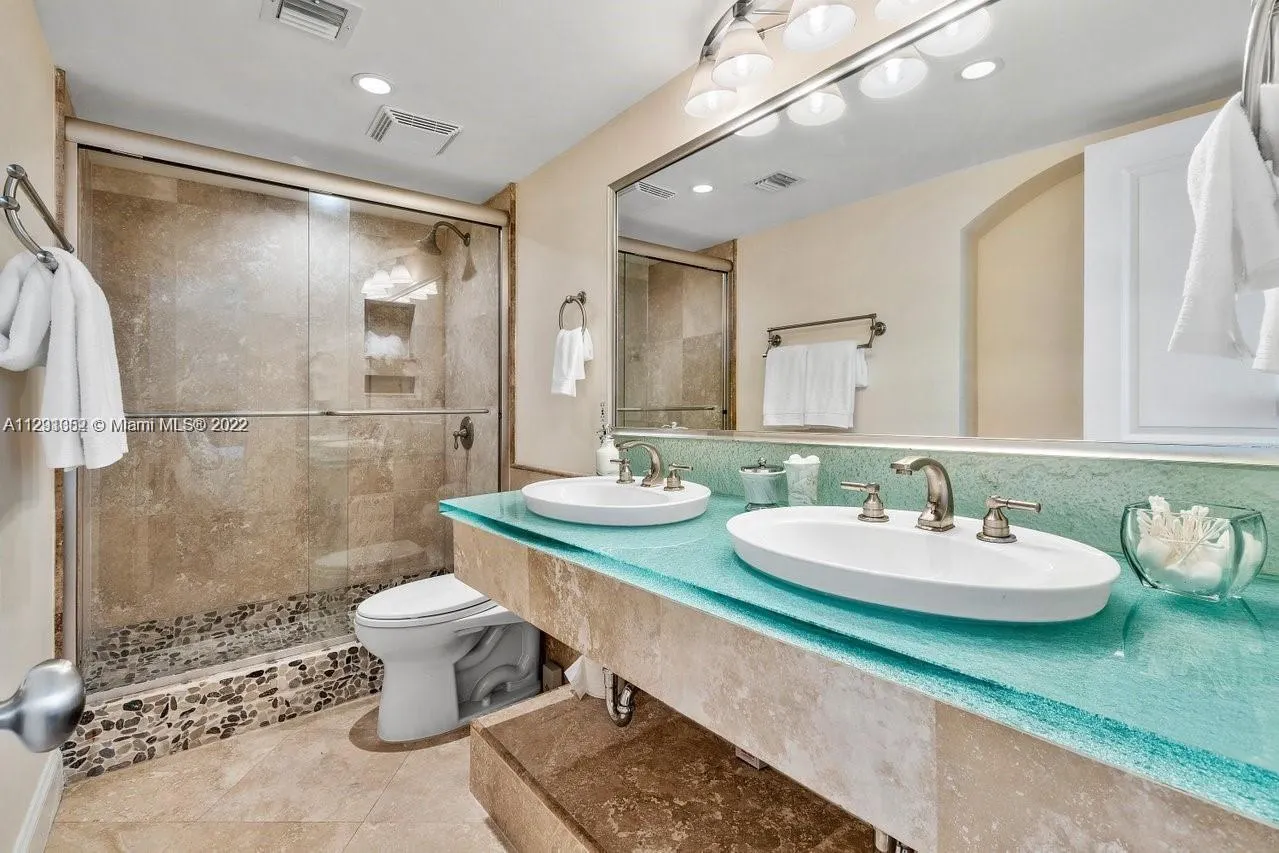 1200 S Flagler Drive, #805