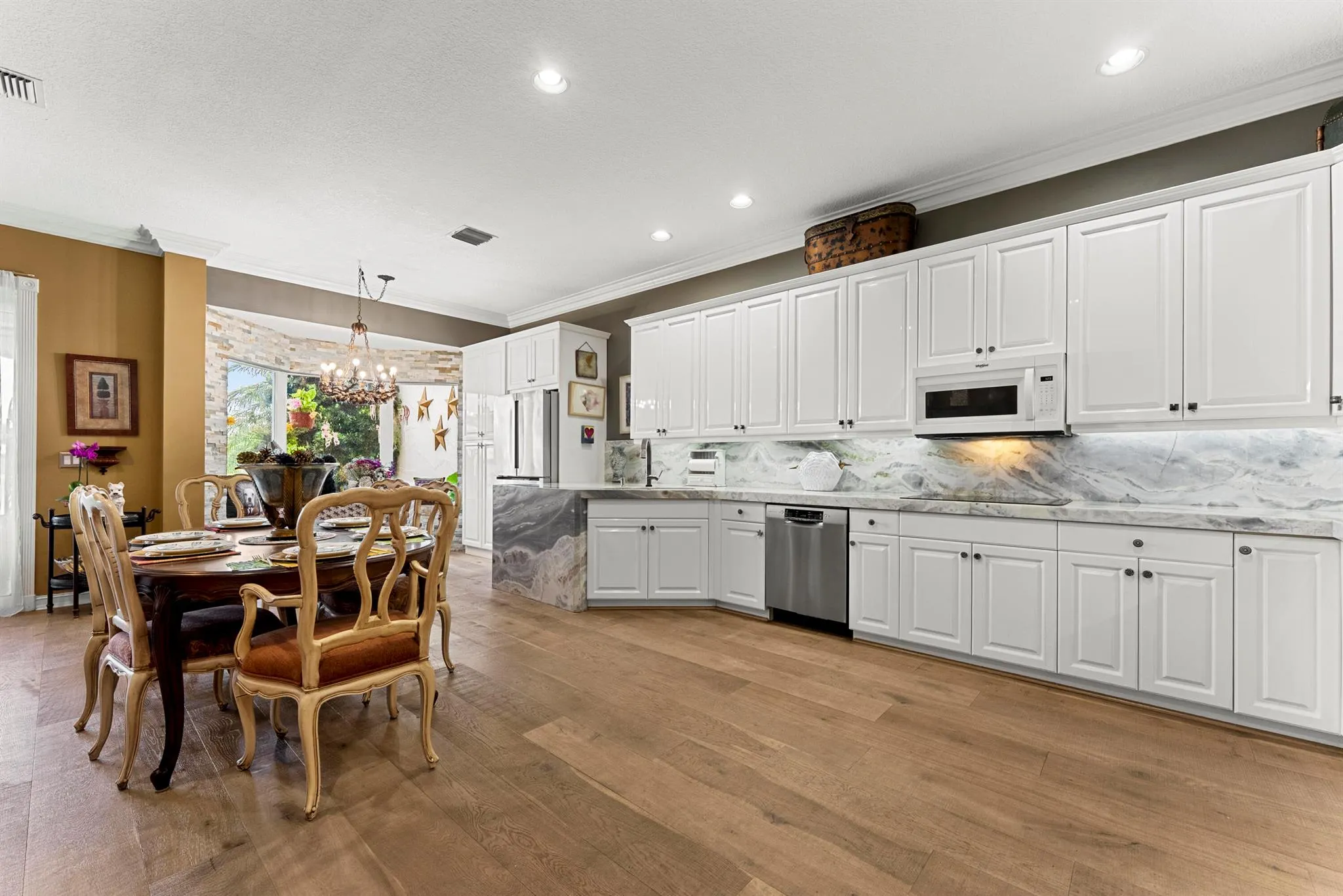 1527 Estuary Trail