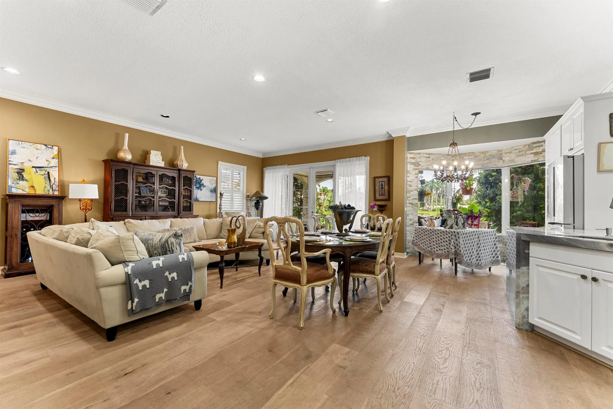 1527 Estuary Trail