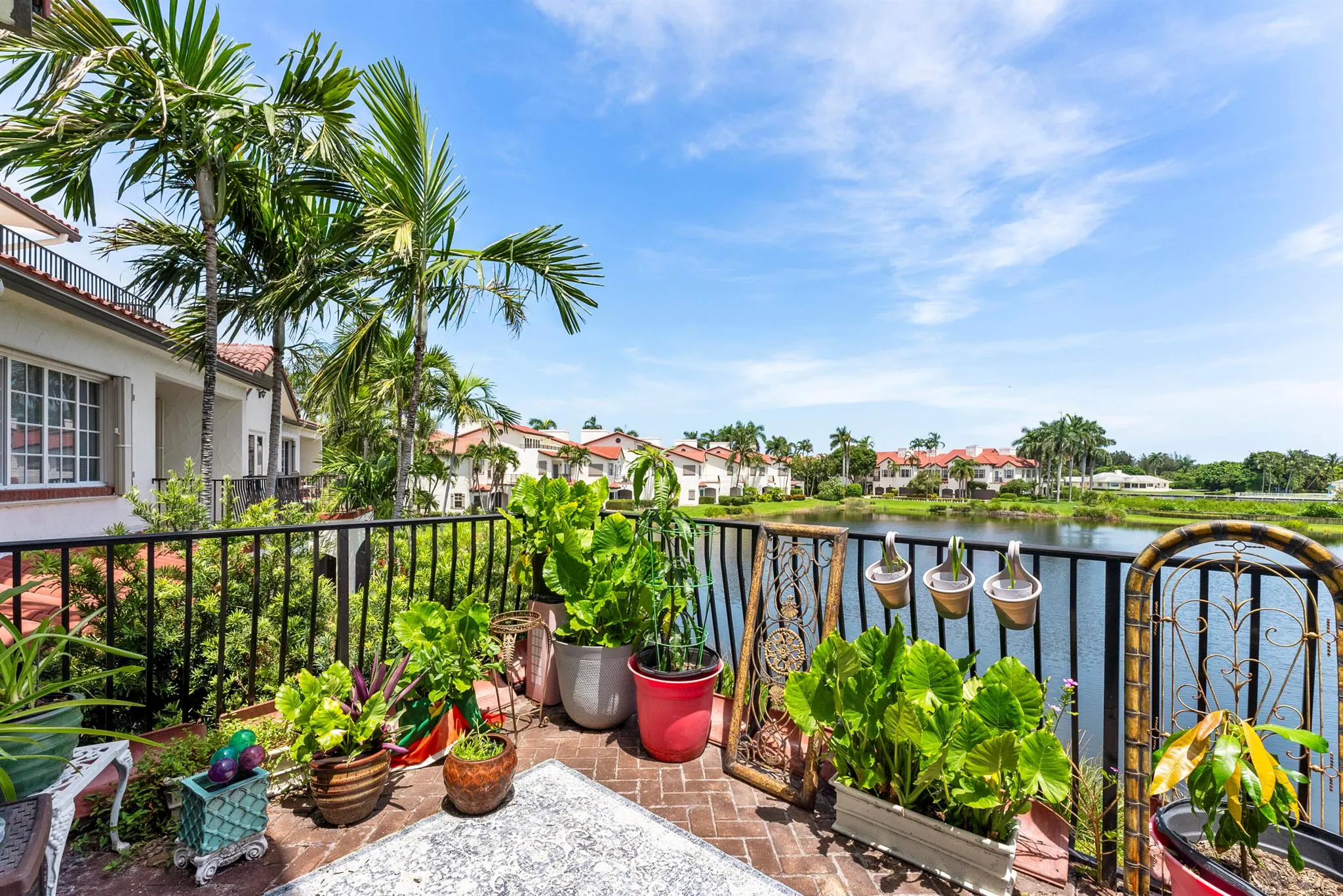 1527 Estuary Trail