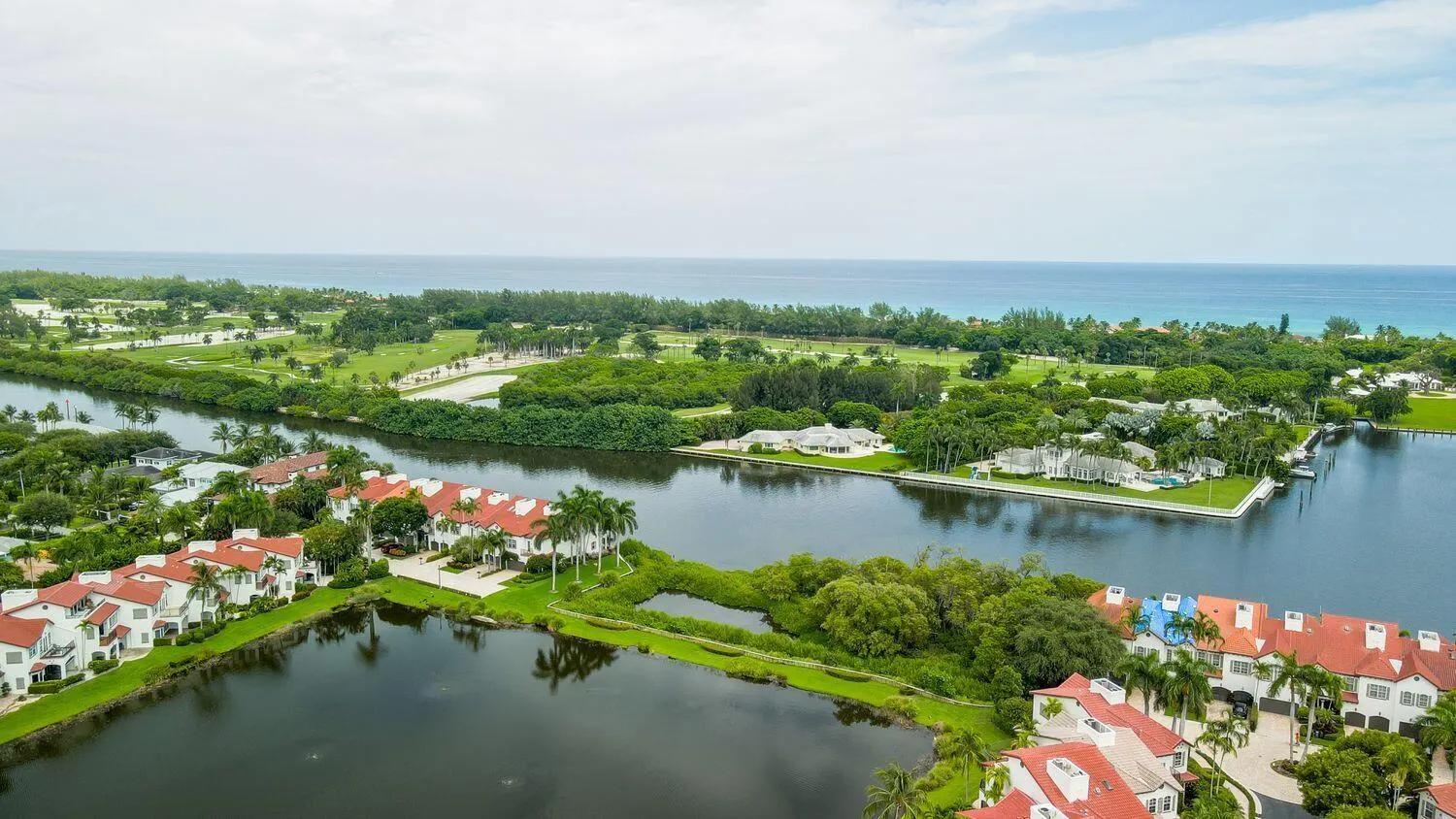 1527 Estuary Trail
