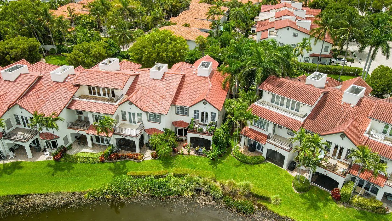1527 Estuary Trail