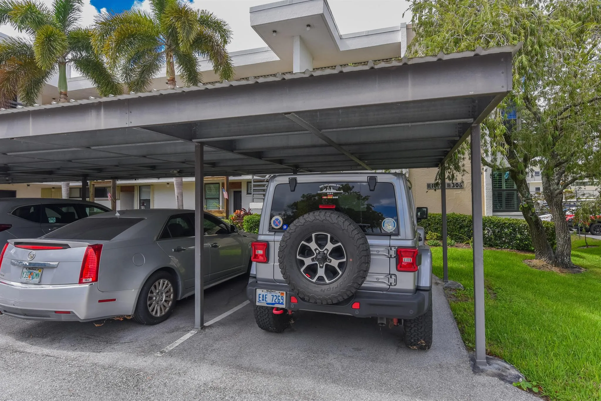 1950 SW Palm City Road, #11-105