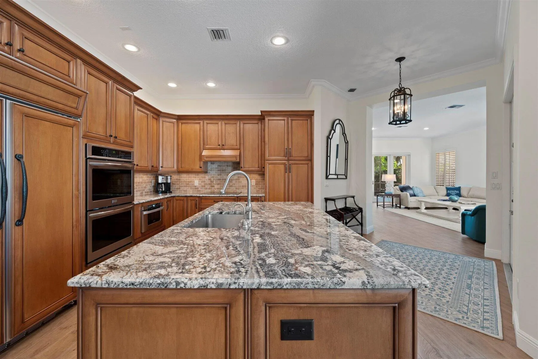 2931 Twin Oaks Way