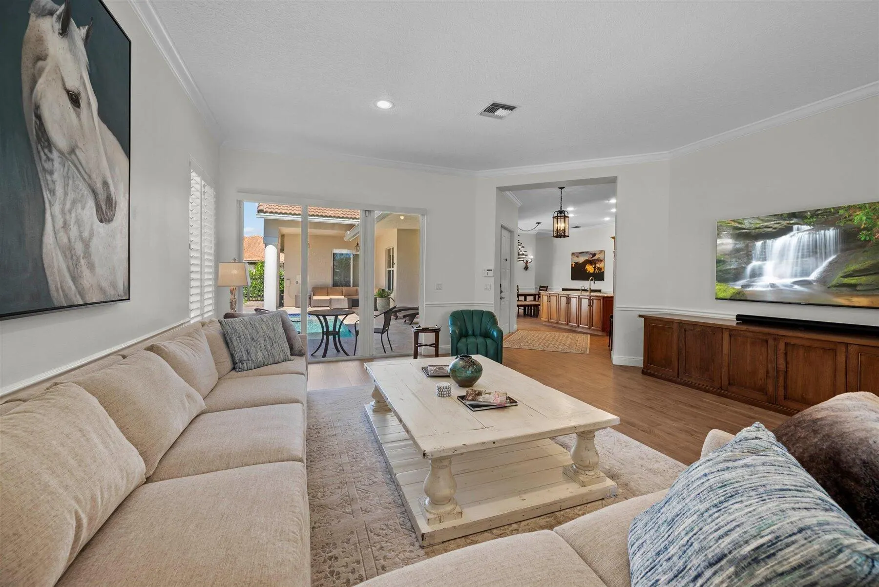 2931 Twin Oaks Way