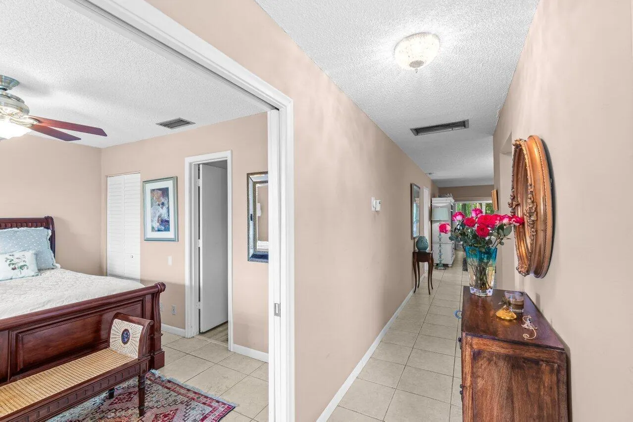 1131 Calamondin Ter 203 Terrace, #203