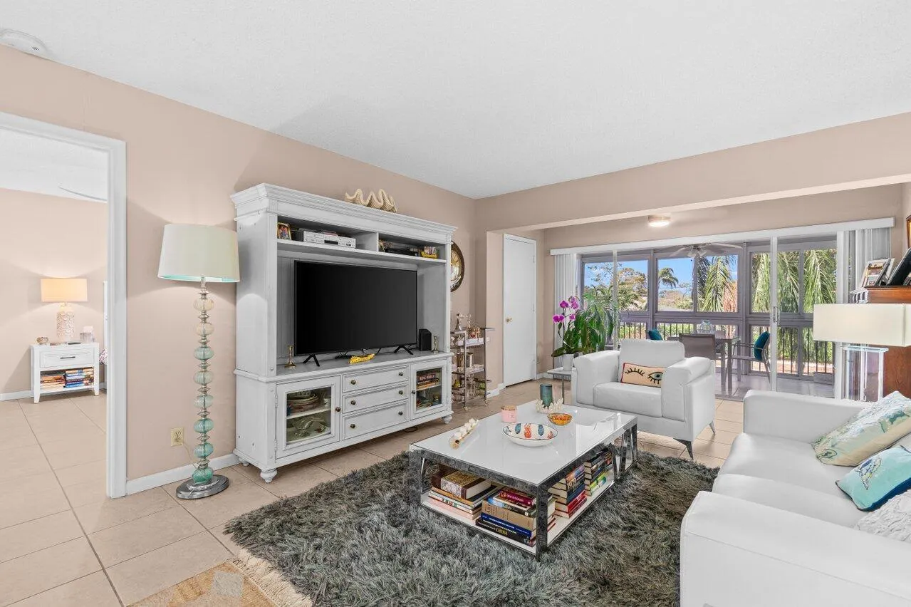 1131 Calamondin Ter 203 Terrace, #203