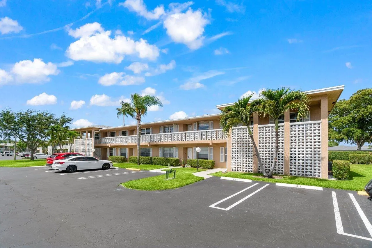 1131 Calamondin Ter 203 Terrace, #203