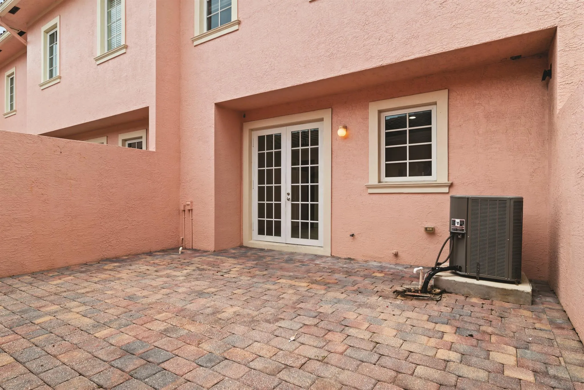 737 Dakota Drive