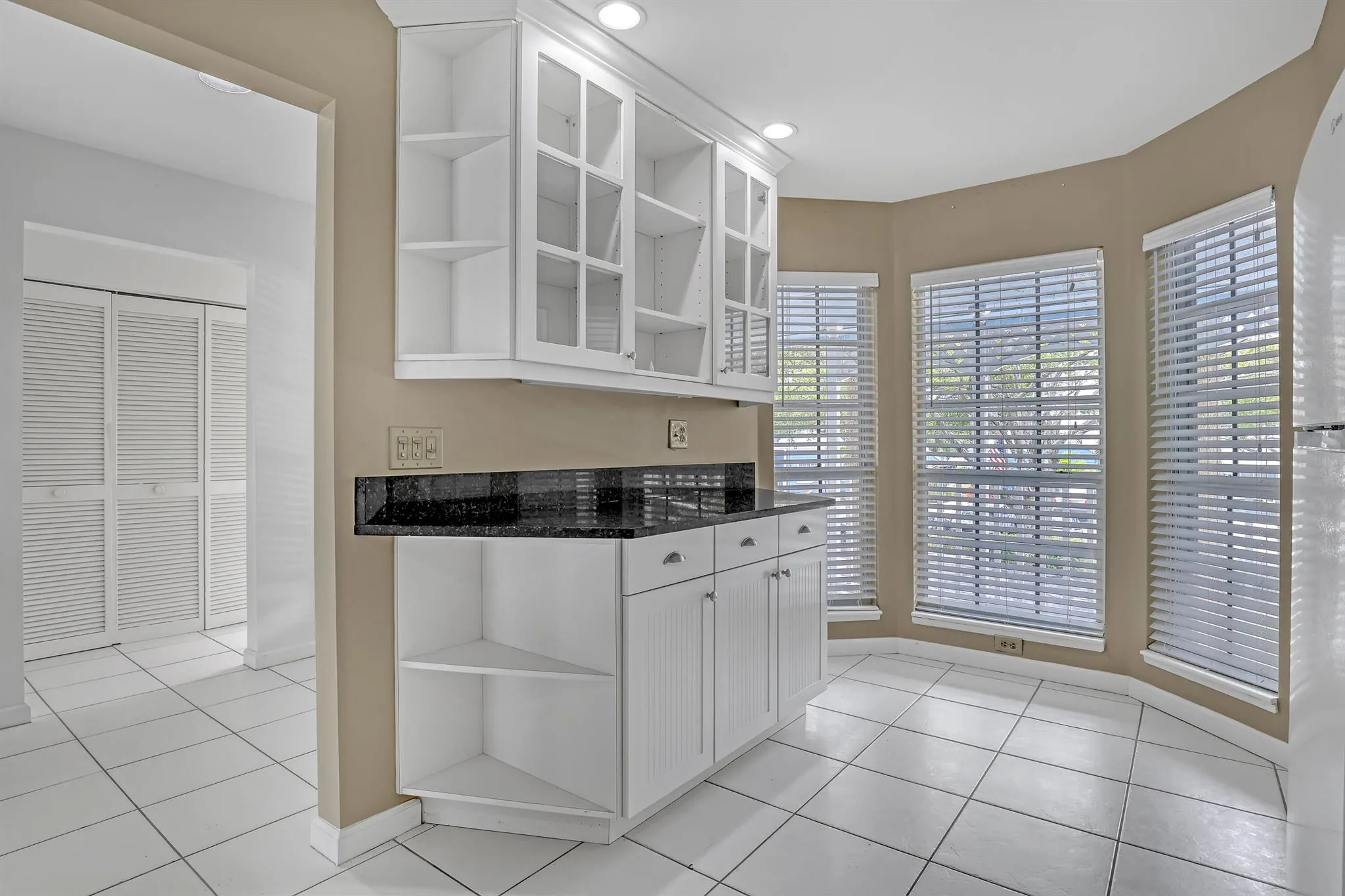 604 Ocean Dunes Circle