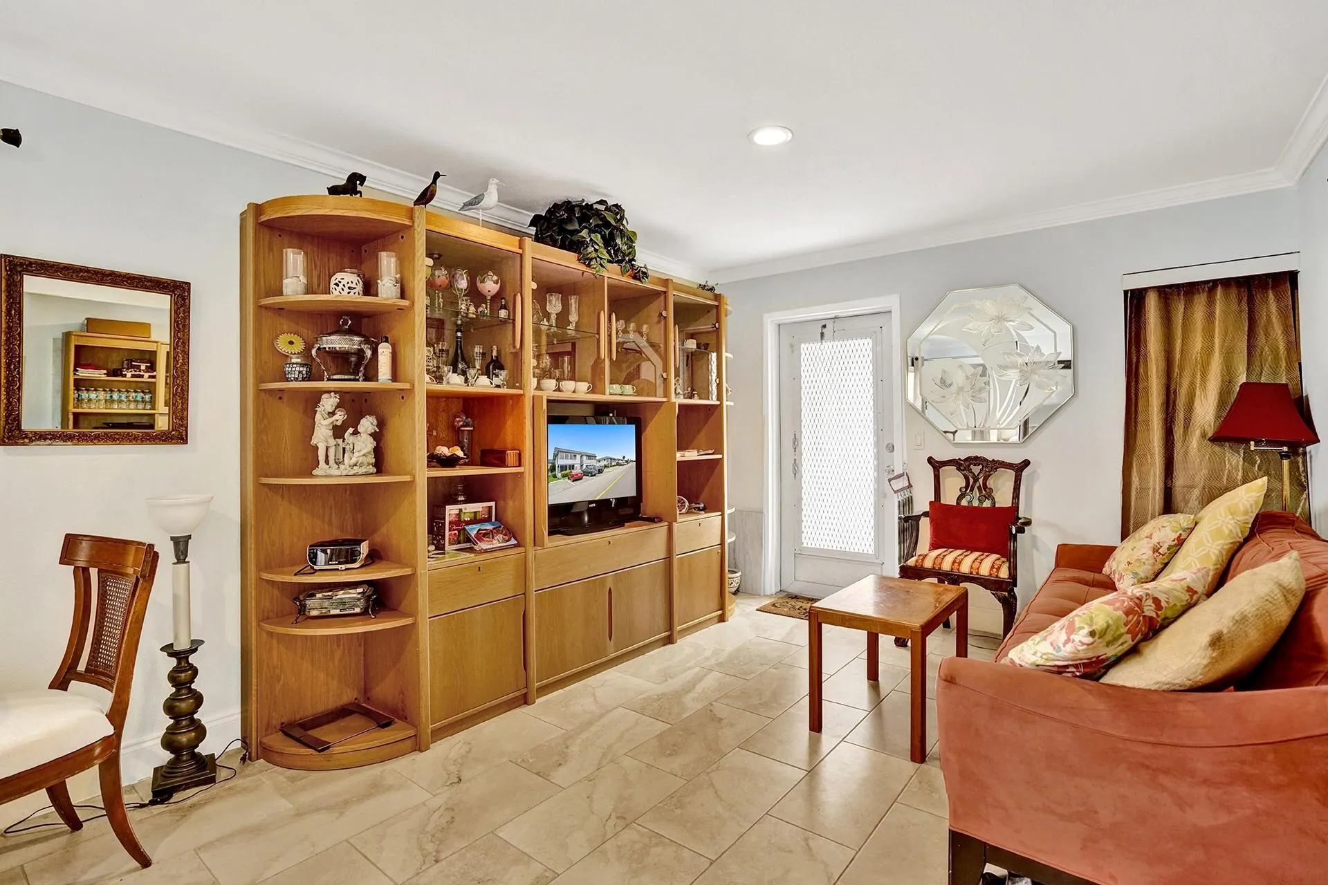 279 Tuscany E