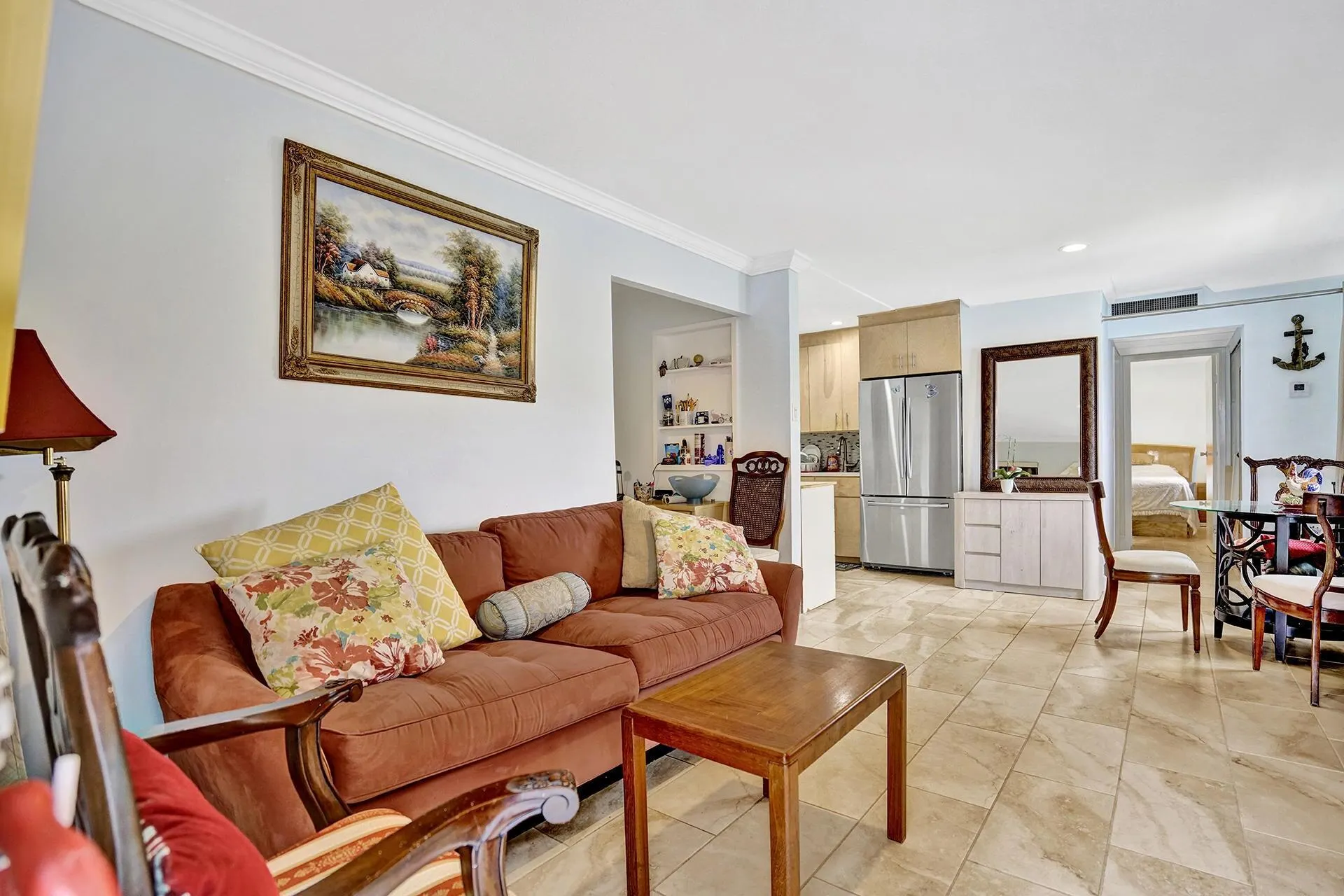 279 Tuscany E