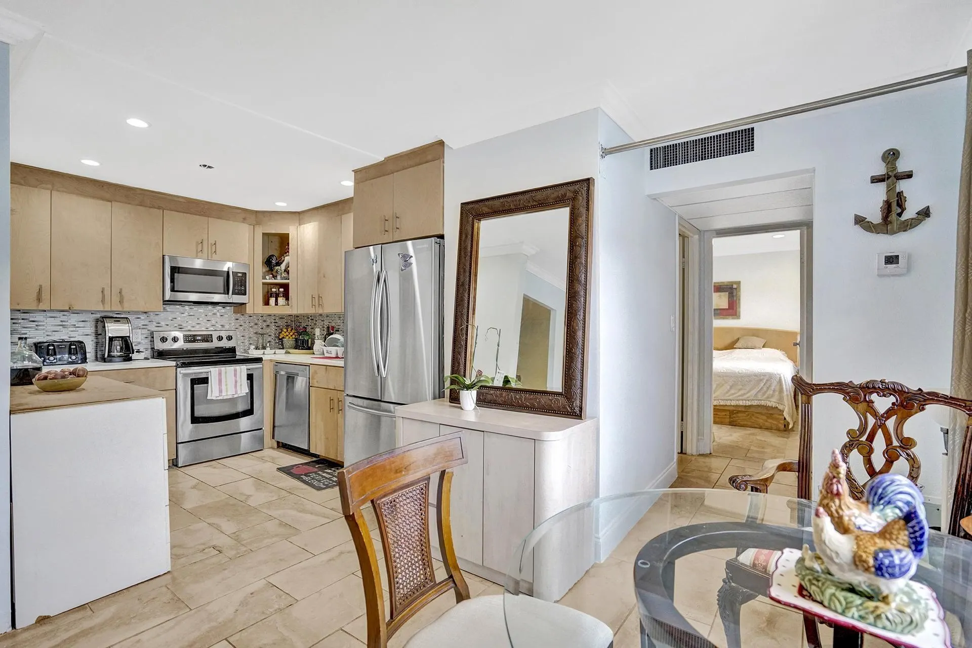 279 Tuscany E