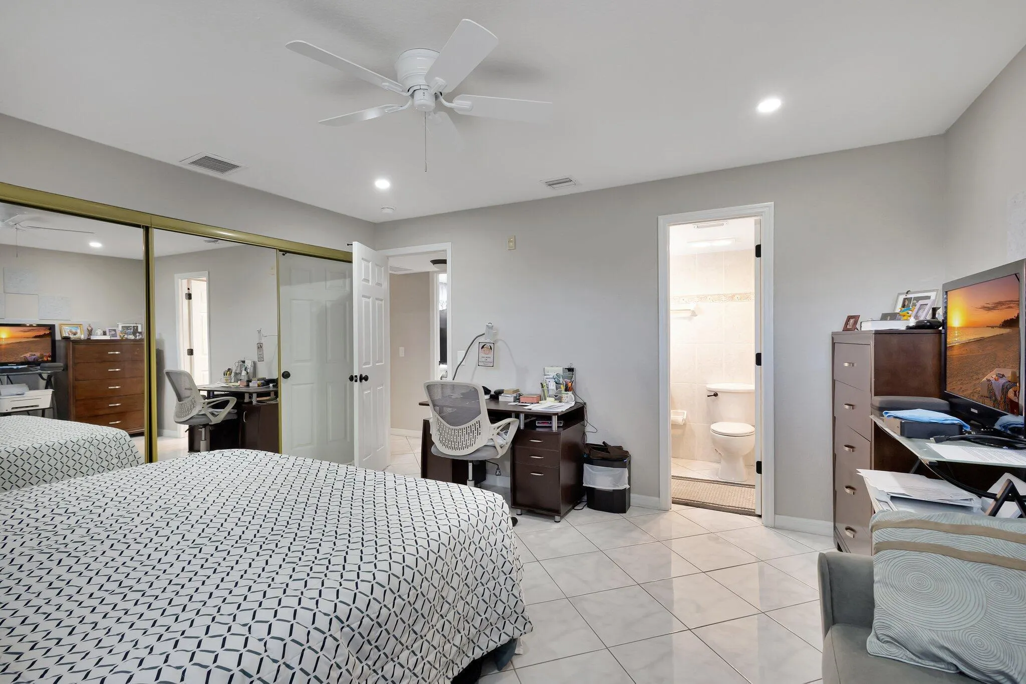 12012 Greenway Circle S, #205