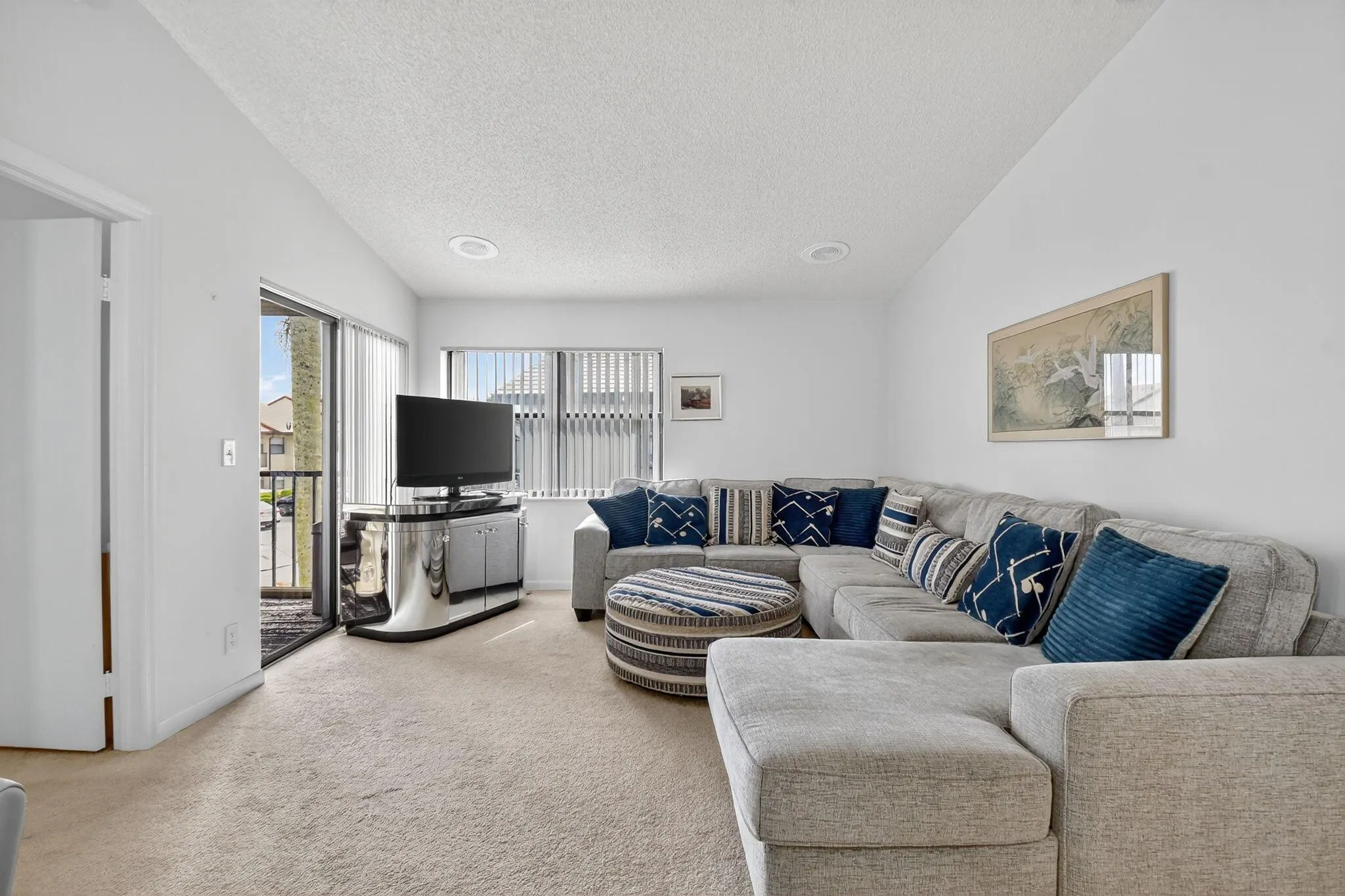 7657 Tahiti Lane, #202