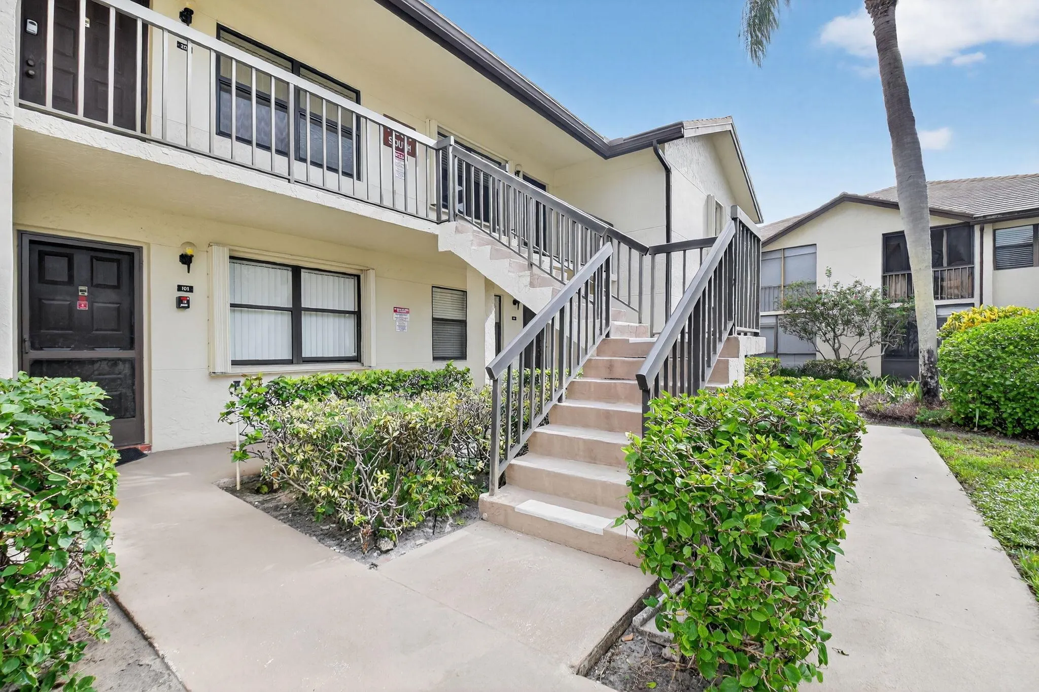 7657 Tahiti Lane, #202