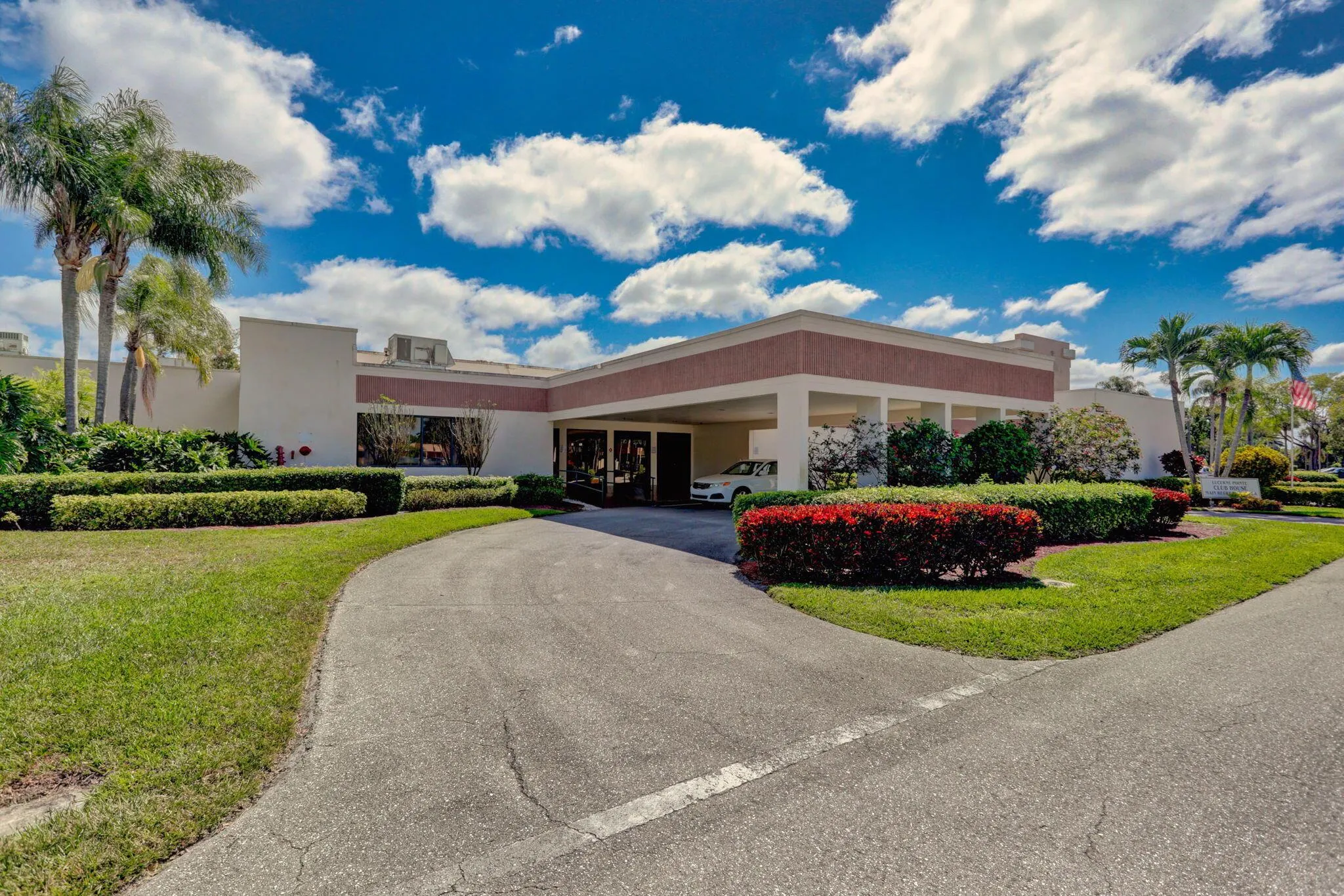 7657 Tahiti Lane, #202