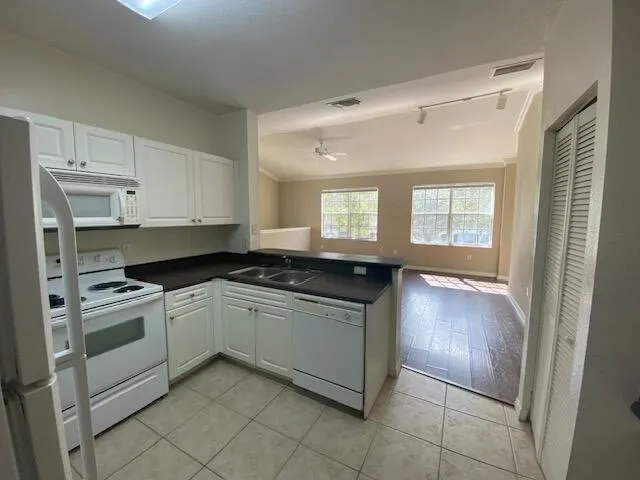 461 SE Kitching Circle