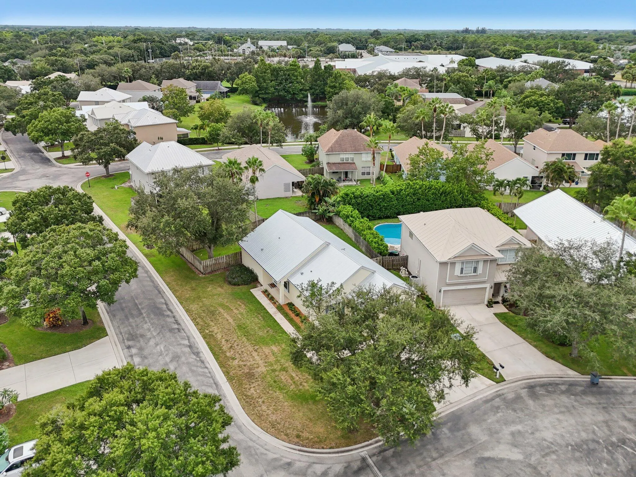 3142 SW Solitaire Palm Drive