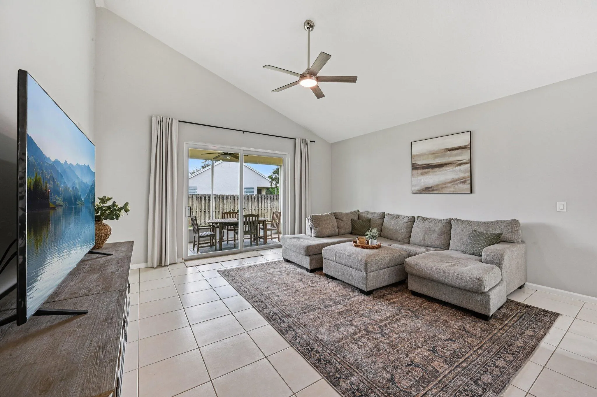 3142 SW Solitaire Palm Drive
