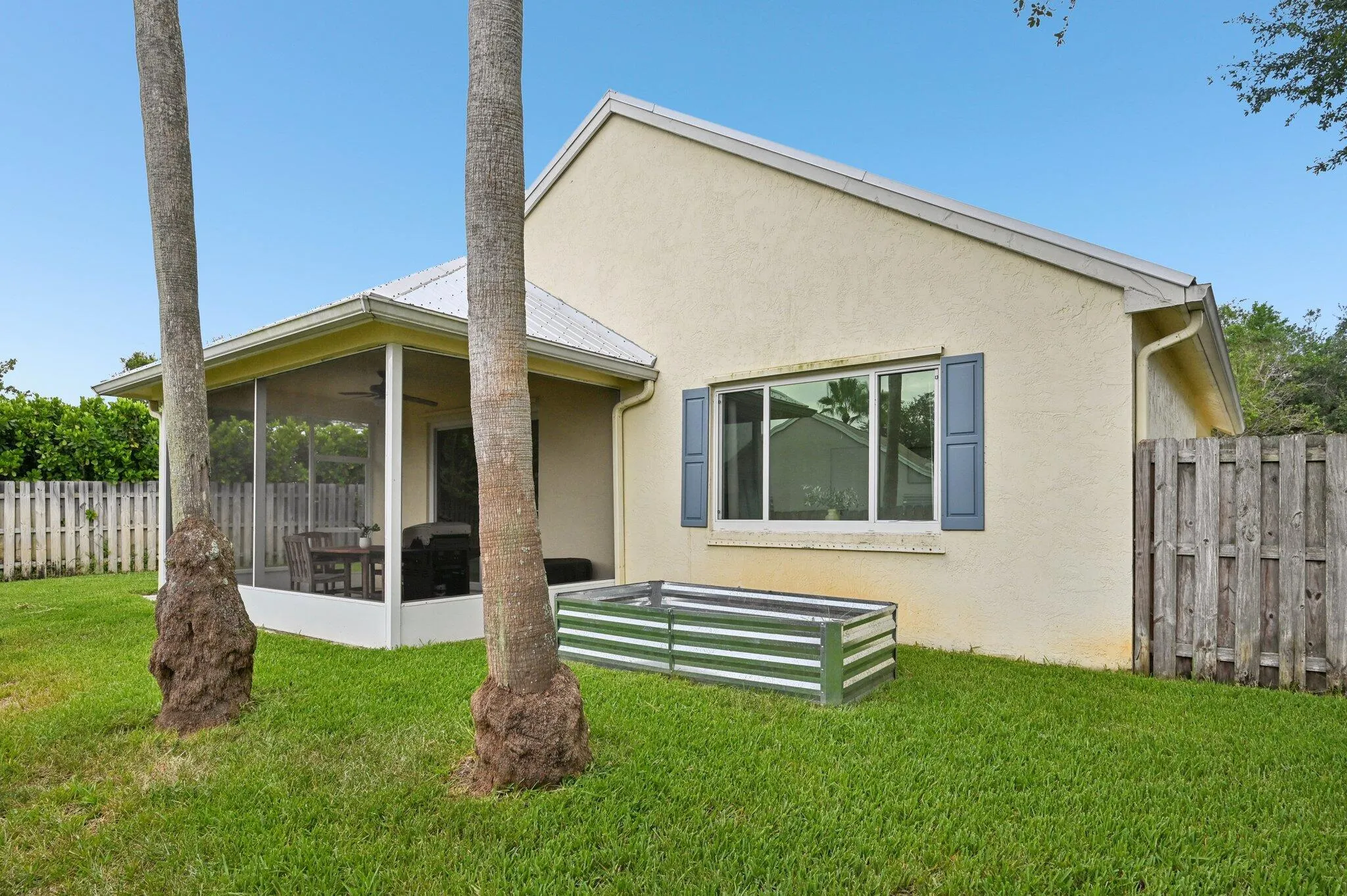 3142 SW Solitaire Palm Drive