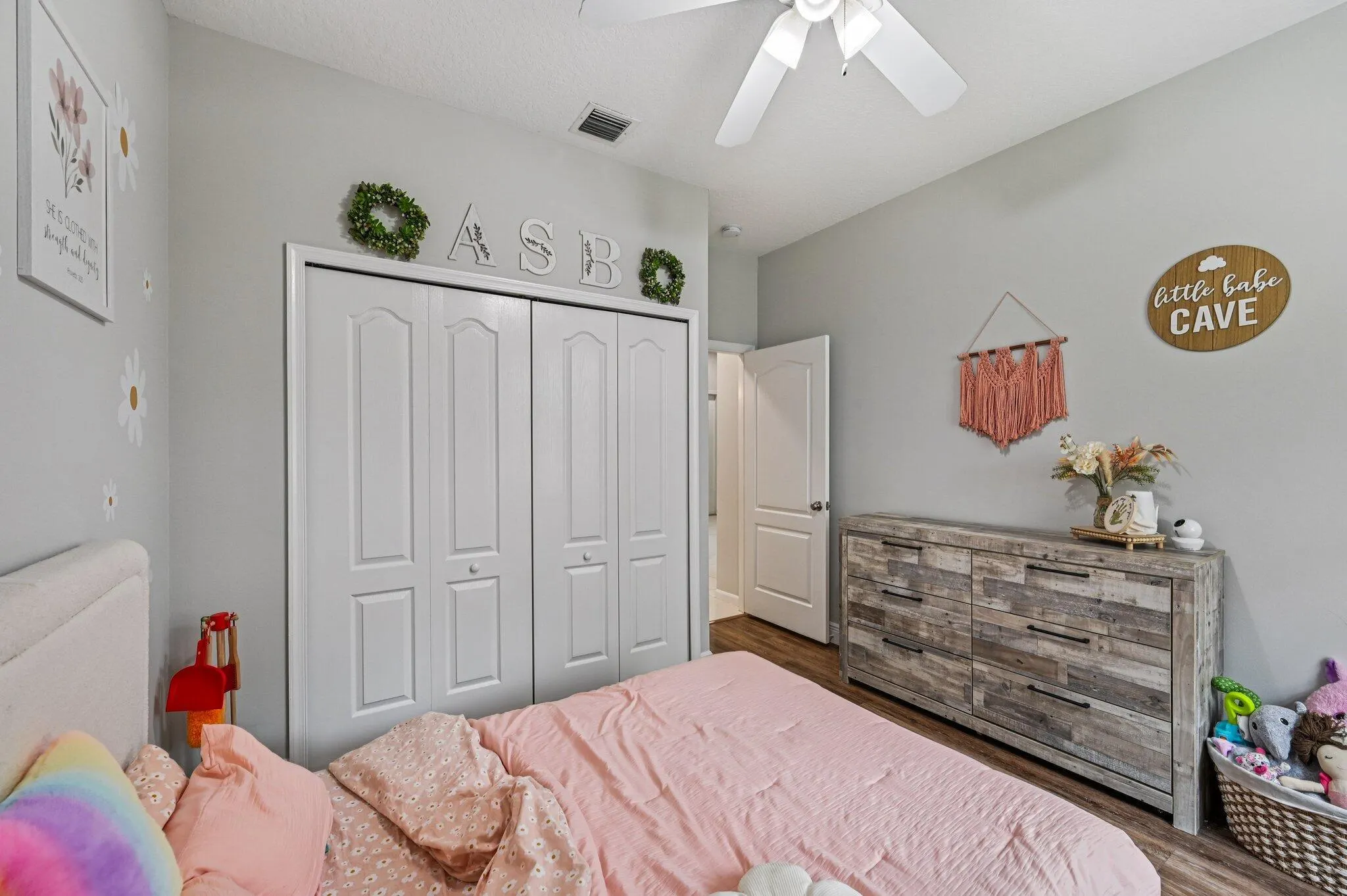 3142 SW Solitaire Palm Drive