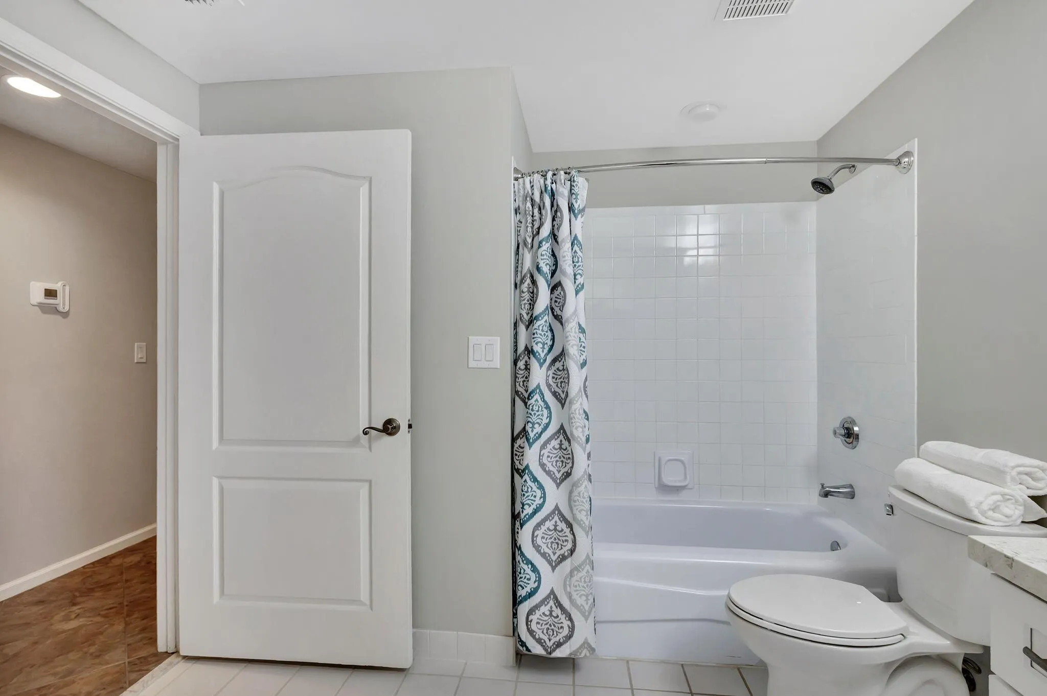 300 Uno Lago Drive, #101