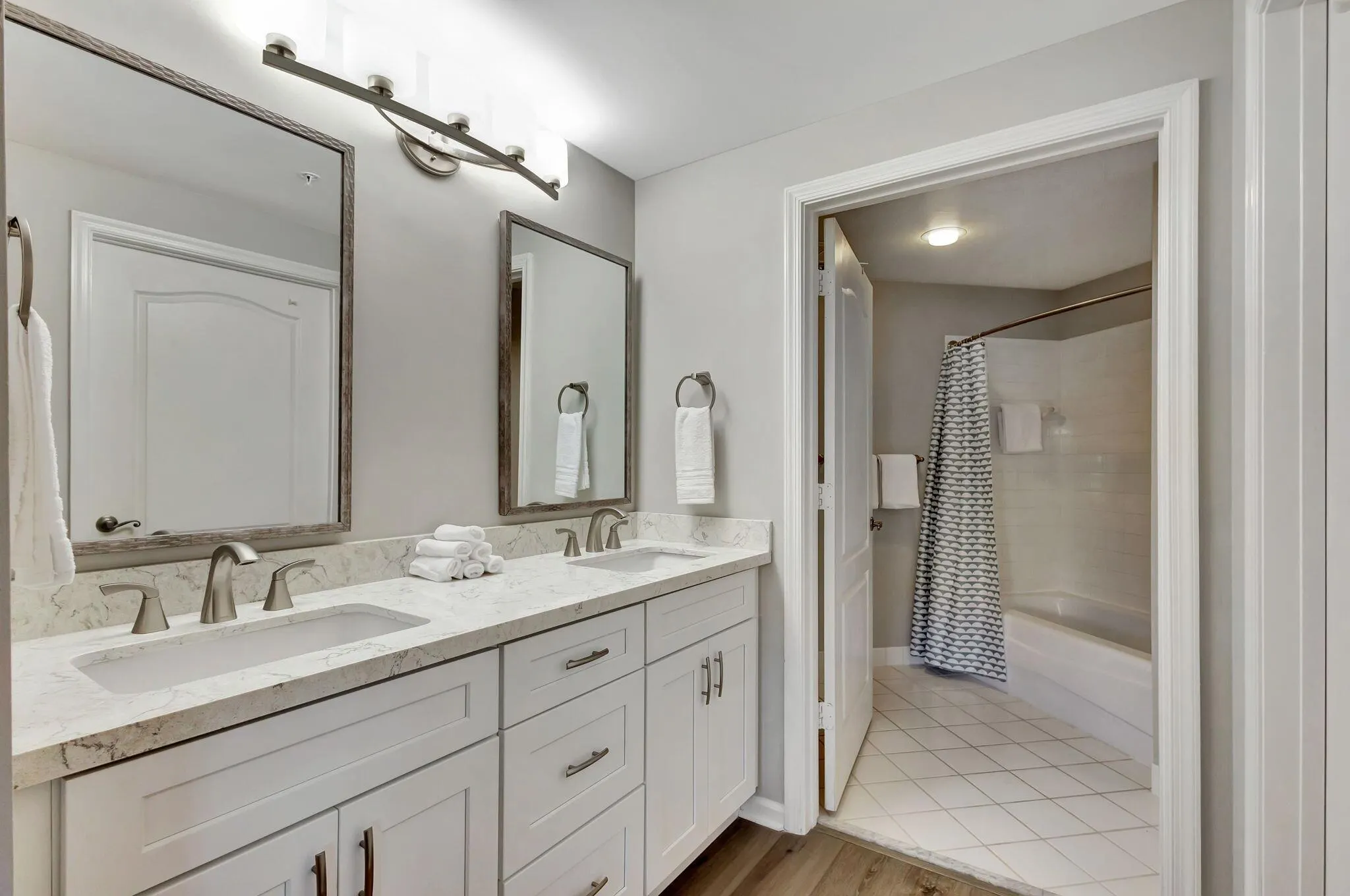 300 Uno Lago Drive, #101