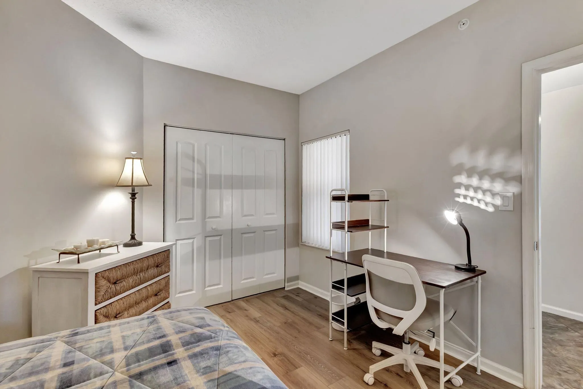 300 Uno Lago Drive, #101