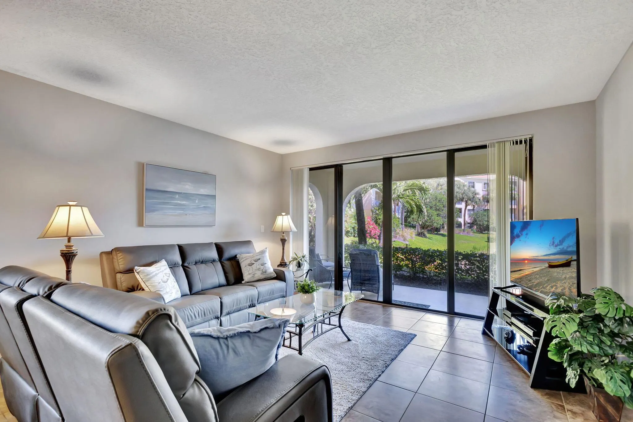 300 Uno Lago Drive, #101