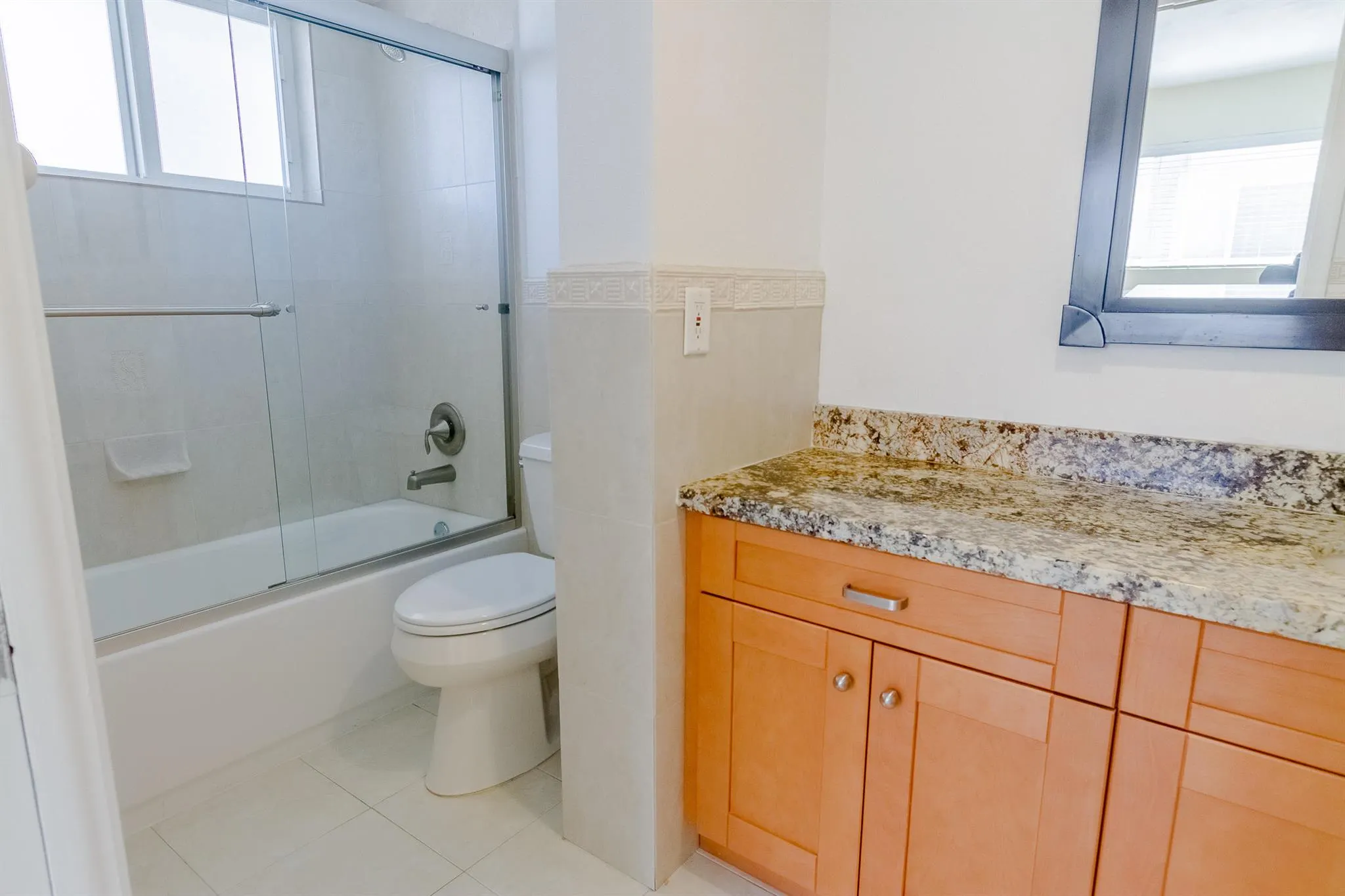 300 E Royal Palm Road, #42b