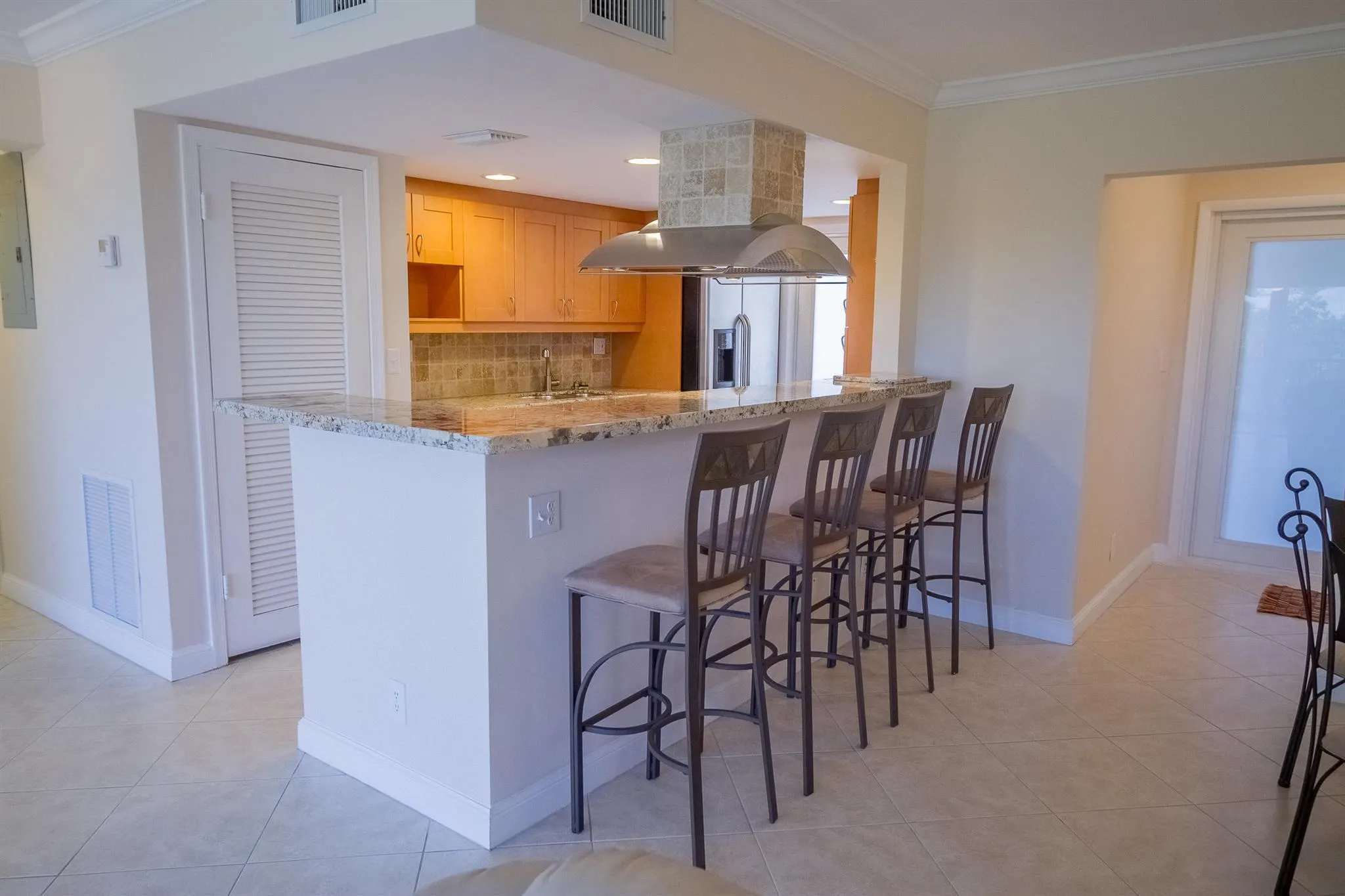 300 E Royal Palm Road, #42b