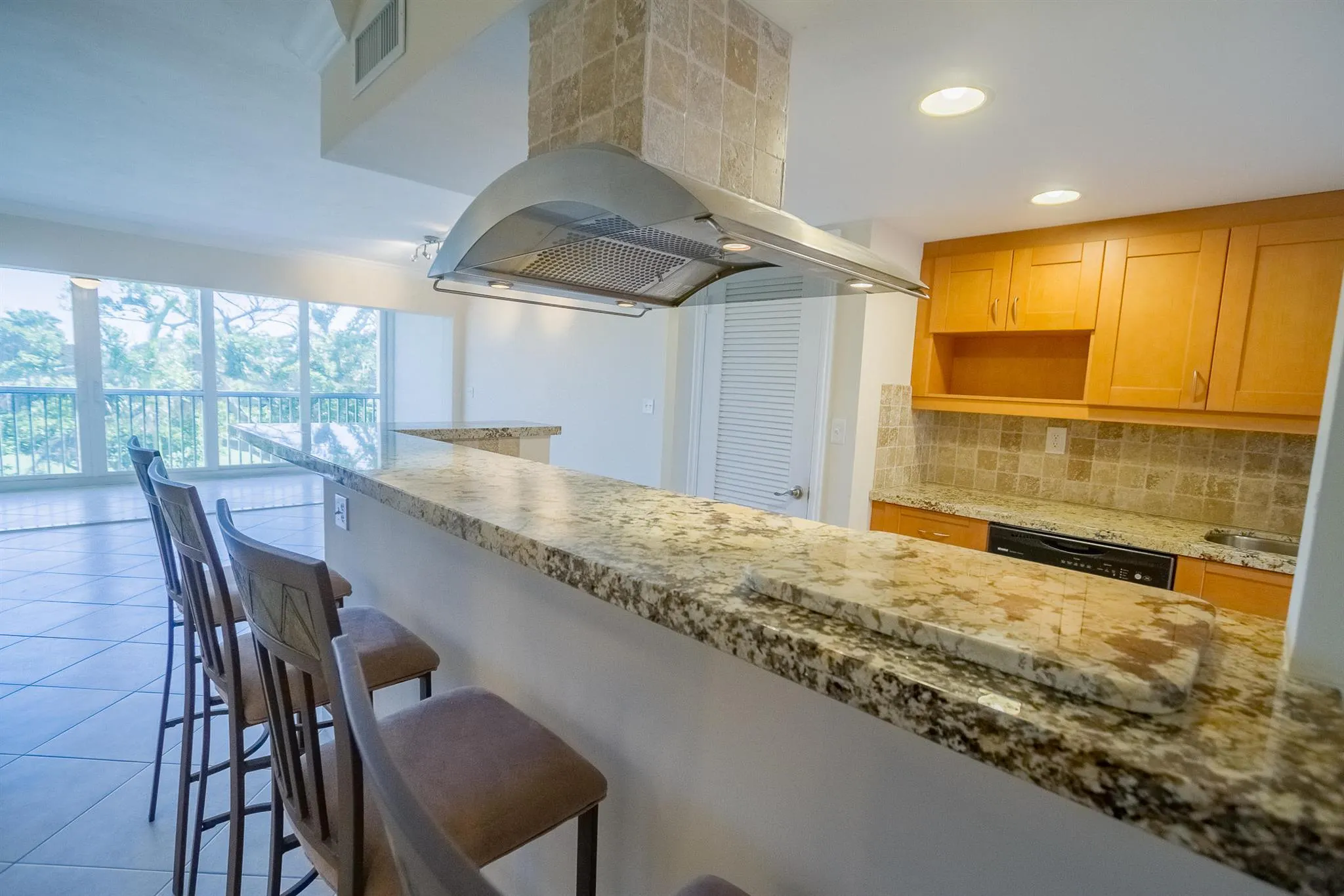 300 E Royal Palm Road, #42b